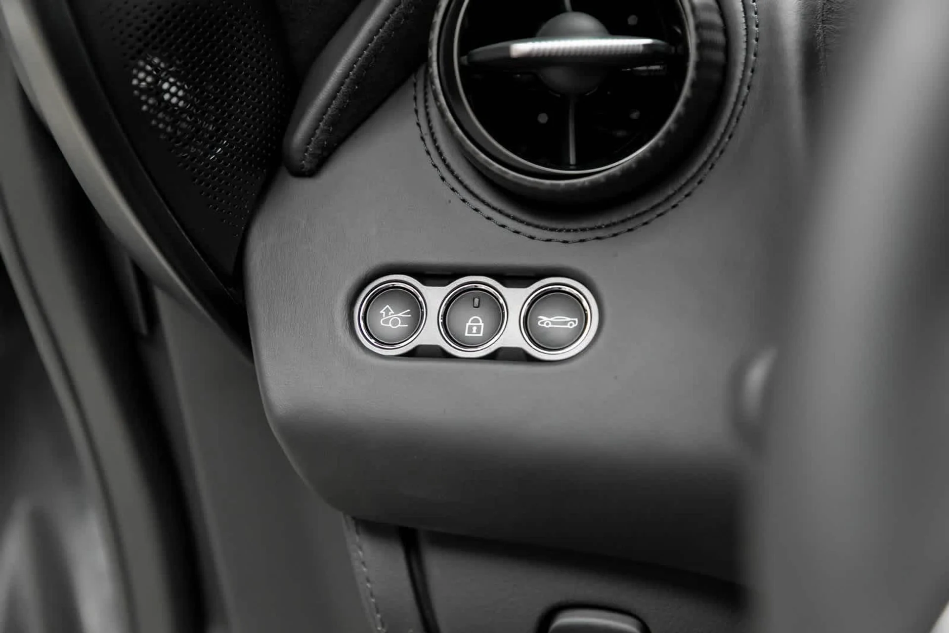 mph022_310271202_23_d191d778bf