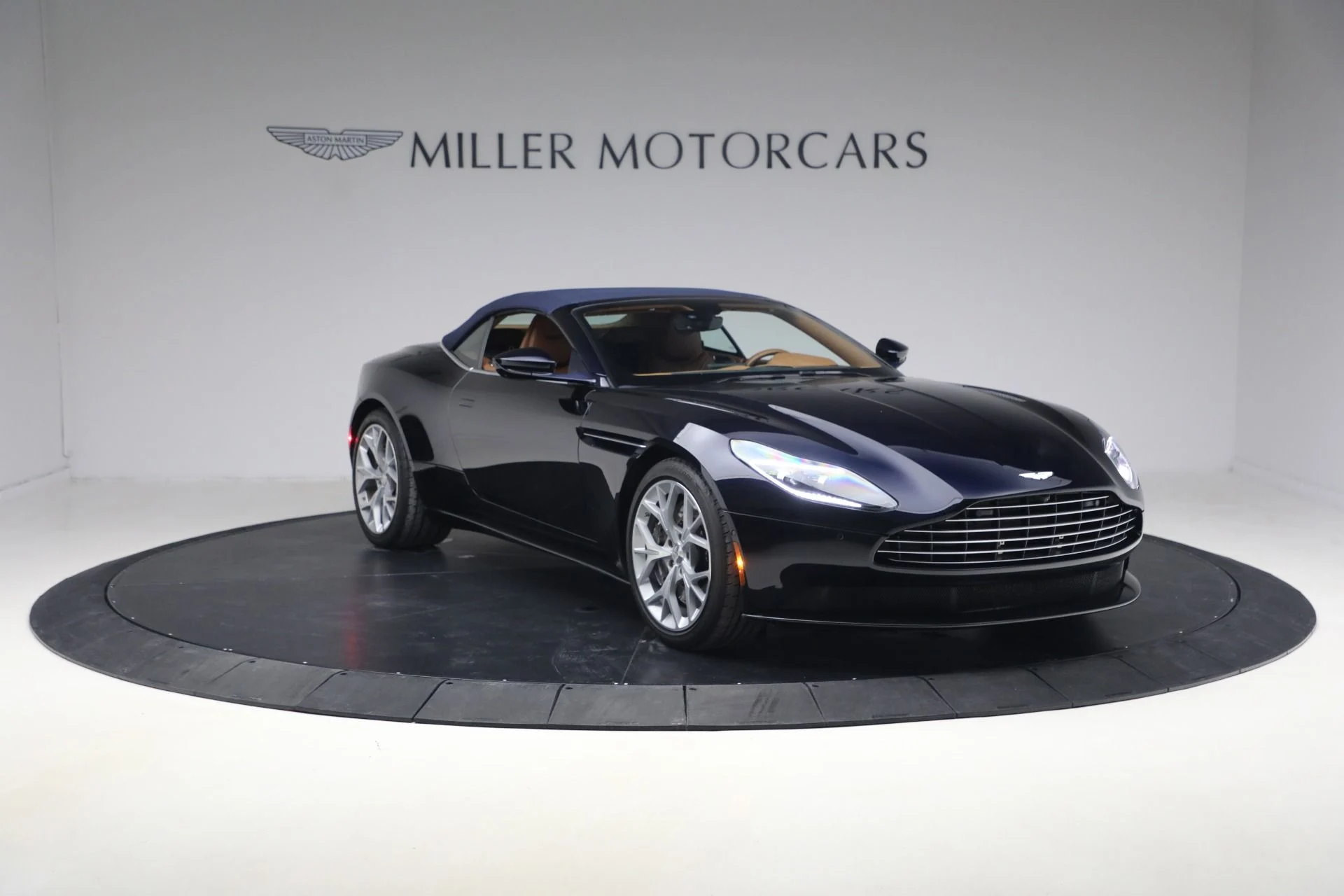 mph022_3103242017_Used_2019_Aston_Martin_DB_11_Volante_1770764888_751db37d83