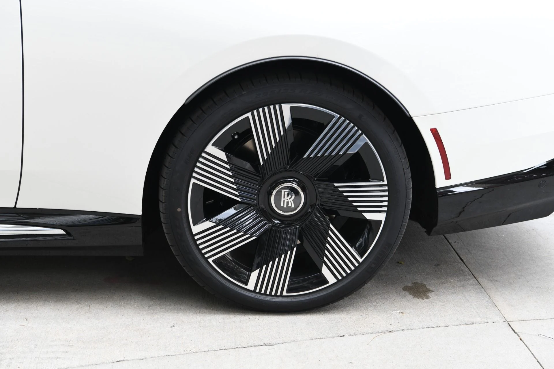 mph022_31083492_11915_p24_l_8b635acb7a