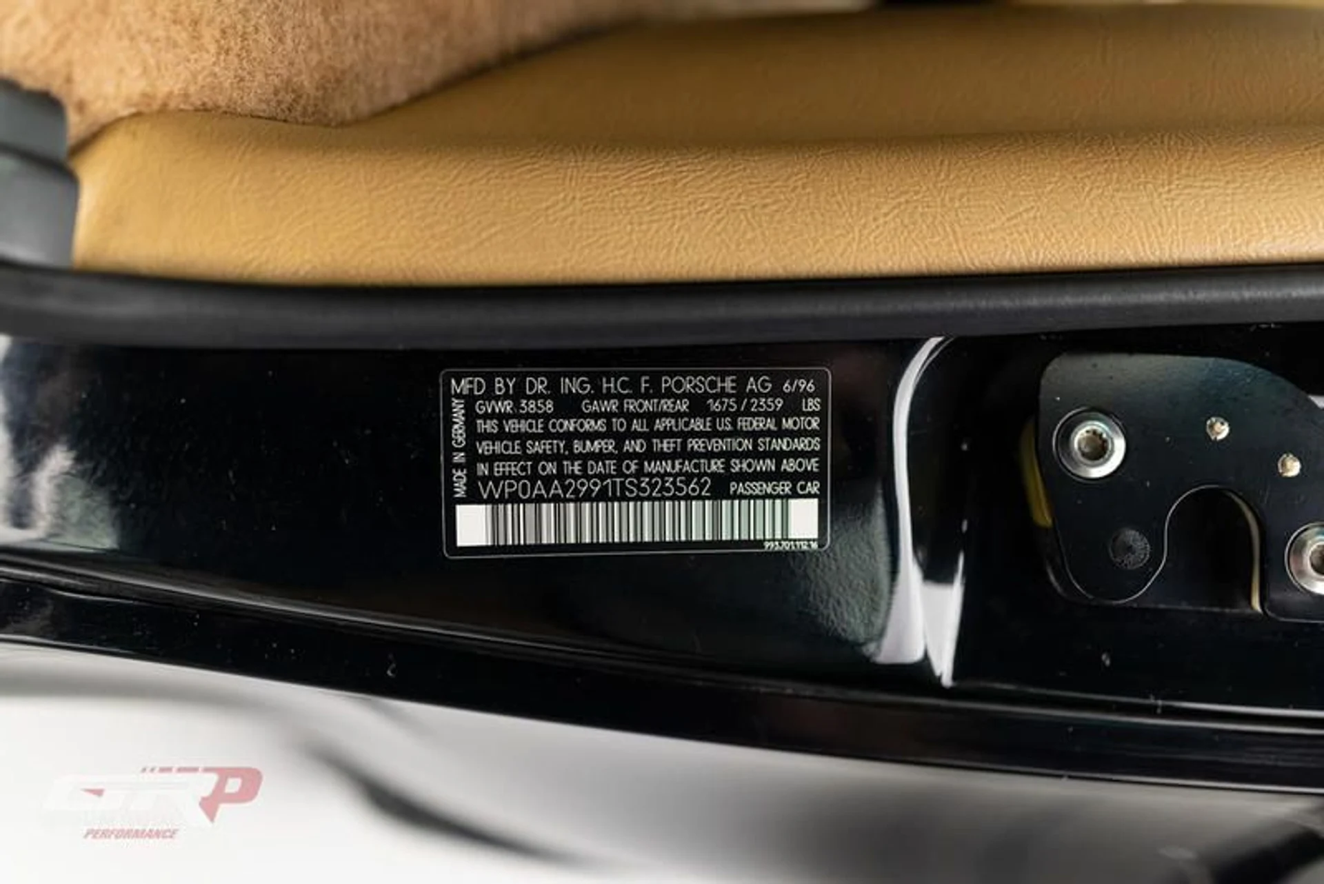 mph022_3111432633_1_D6_FAA_94_1446_4_E0_E_827_F_1583_B20_CA_4_B8_8e80c741f6