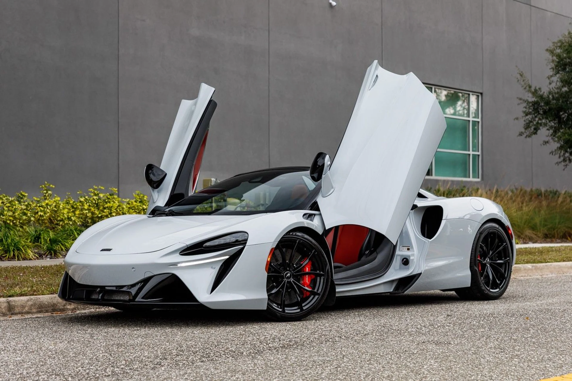 mph022_3112177917_446_p23_l_667a1b6f3f