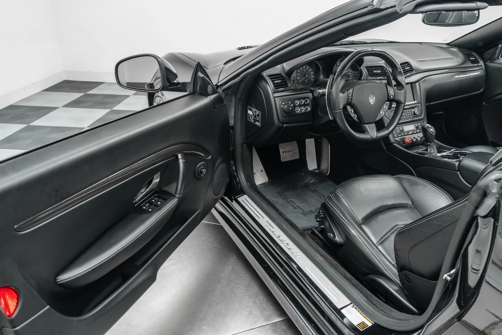 mph022_3114113110_Used_2014_Maserati_Gran_Turismo_Convertible_MC_Special_Order_Paint_Sport_Exhaust_1776271961_be5f9df991