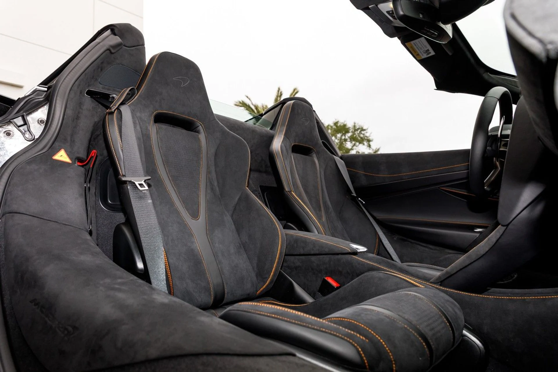 mph022_3115647975_629_p23_l_fdd74b2774