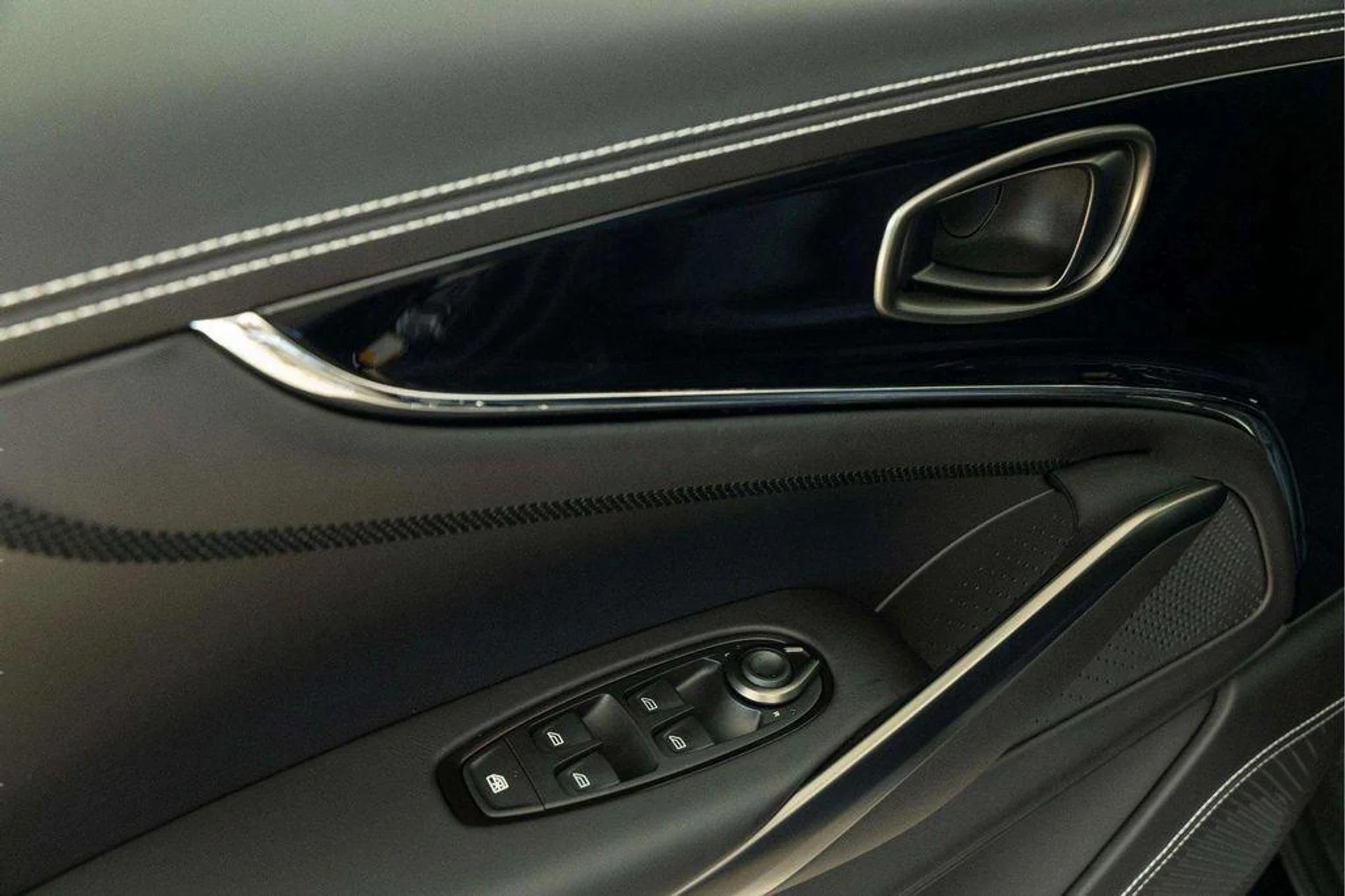 mph022_3116038020_o9z5p_WDL_Ia3_T1km_TTZ_6_Qr_Wt_KM_0_6273aae6d5