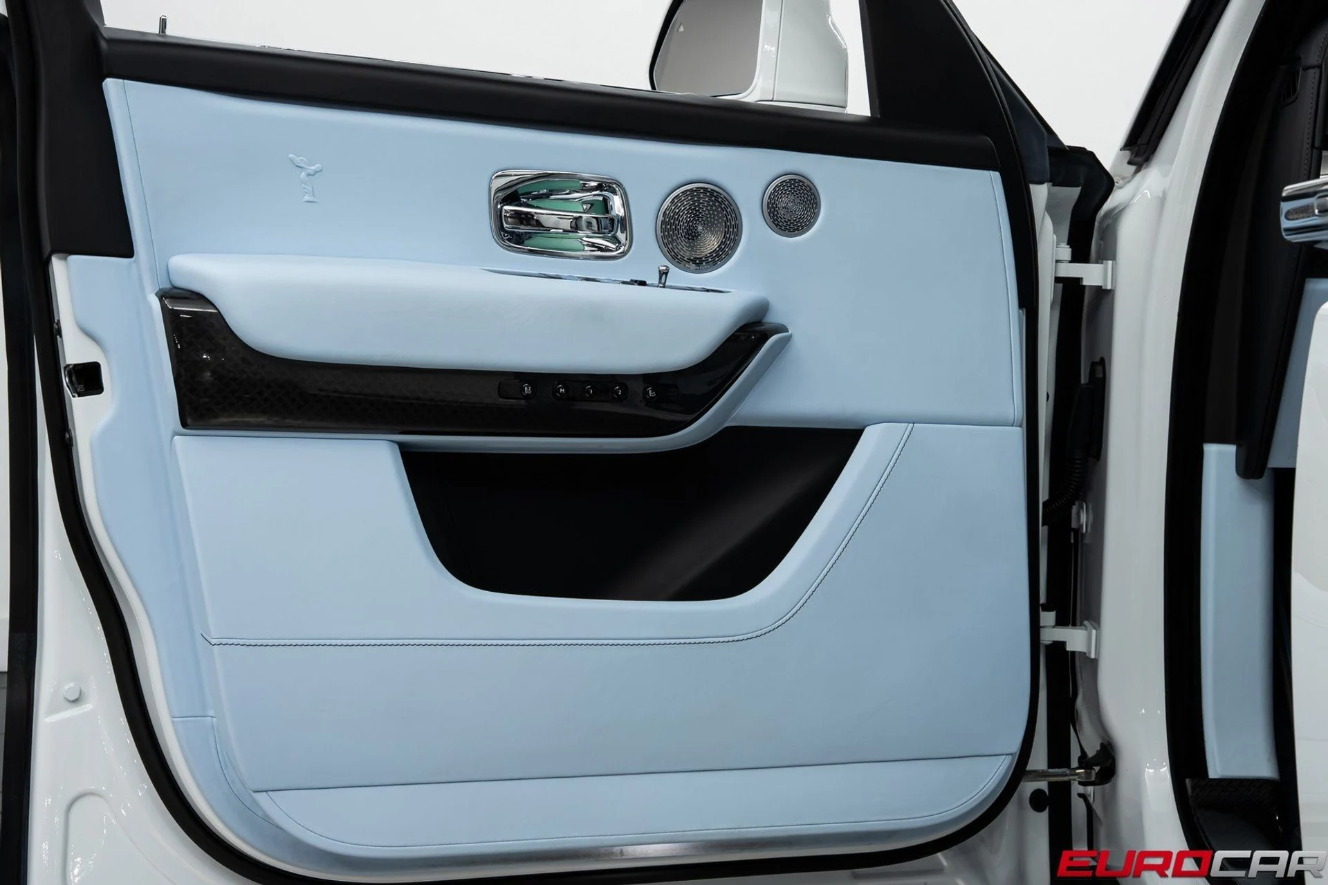 mph022_3116988687_image_23_b7320b69ab