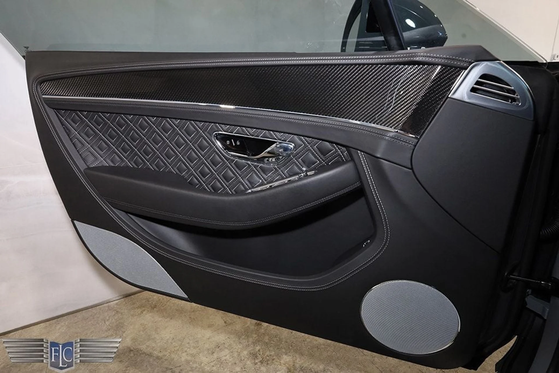 mph022_3128840978_used_2021_bentley_continental_gtcmullinerv8convertible_9689_22991763_23_1024_964b7d6ce6