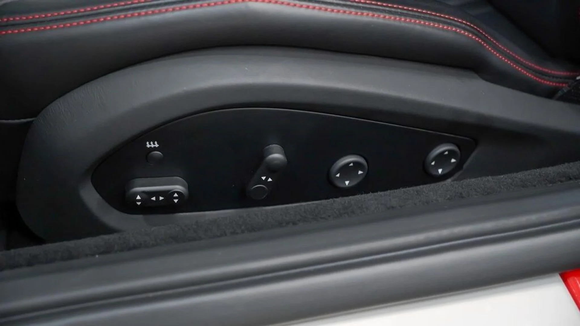 mph022_3129129406_4a7af9a3c4bd5ec2d1108e151a7c846dx_fb971143ce