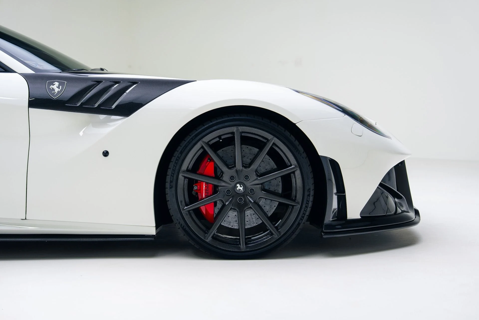 mph022_3133729705_Used_2016_Ferrari_F12berlinetta_1765306007_6bc5cb677c