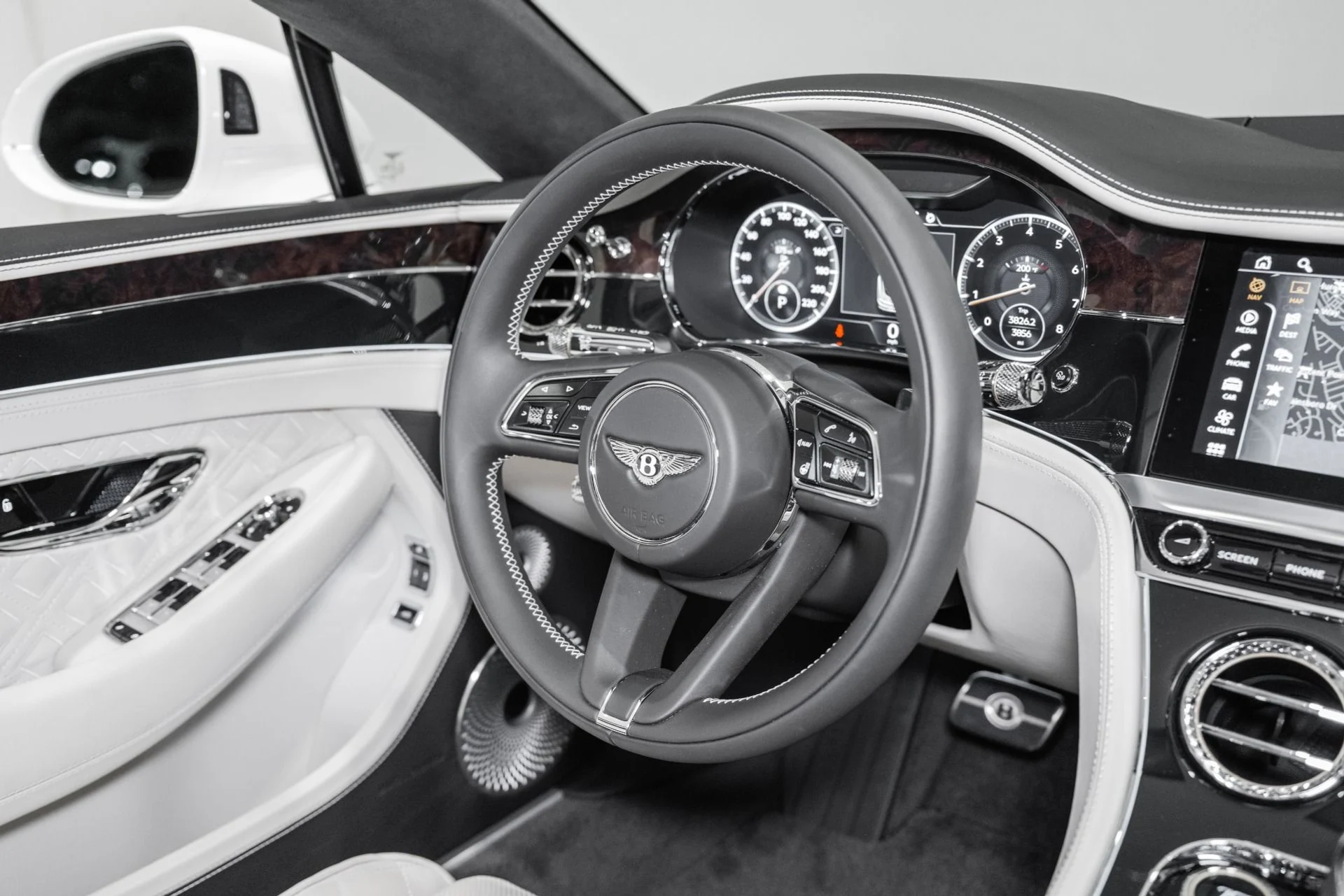 mph022_3134972485_Used_2023_Bentley_Continental_1781624184_28a4188296