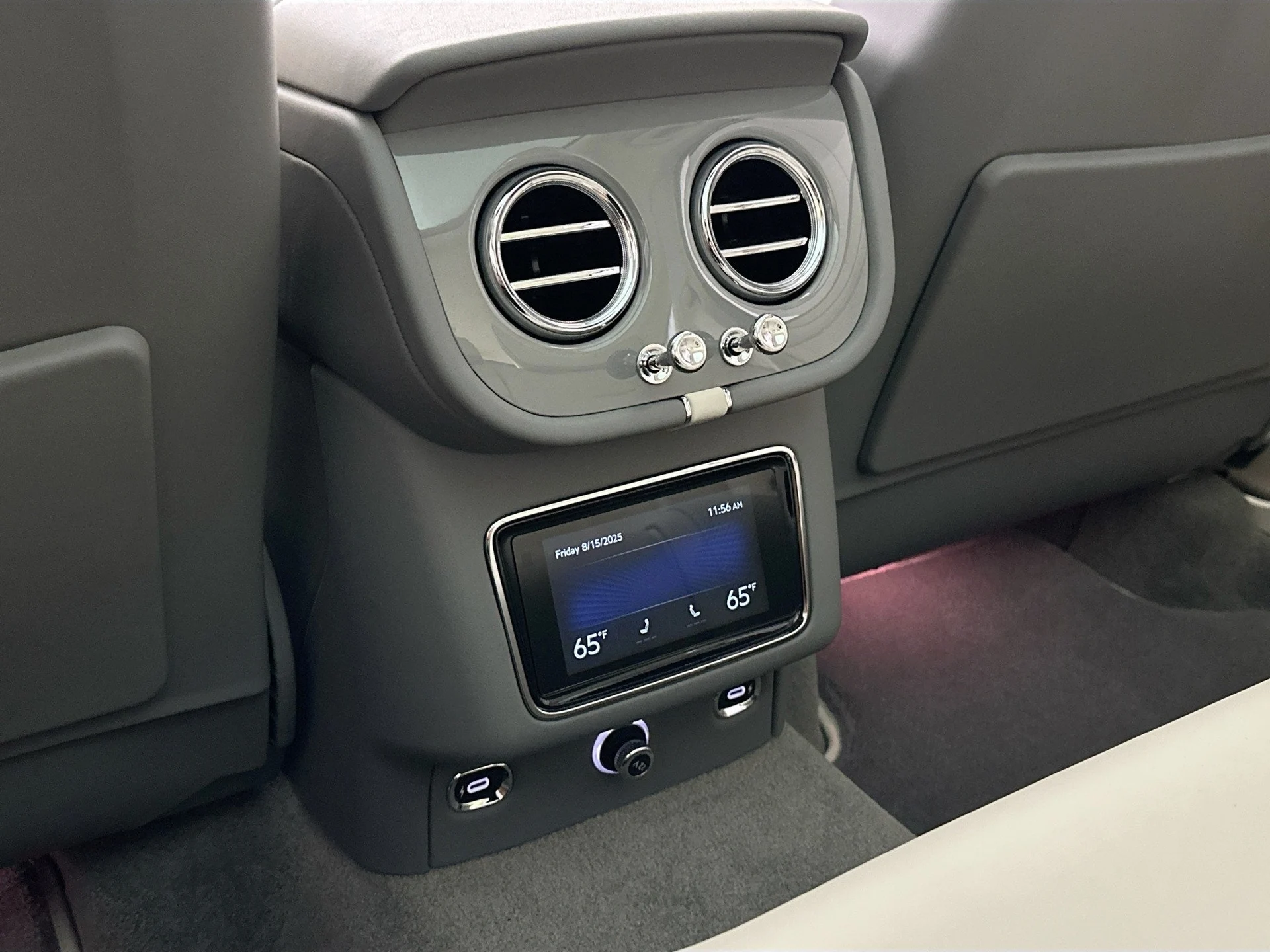 mph022_3143239197_23_60a7c623b6