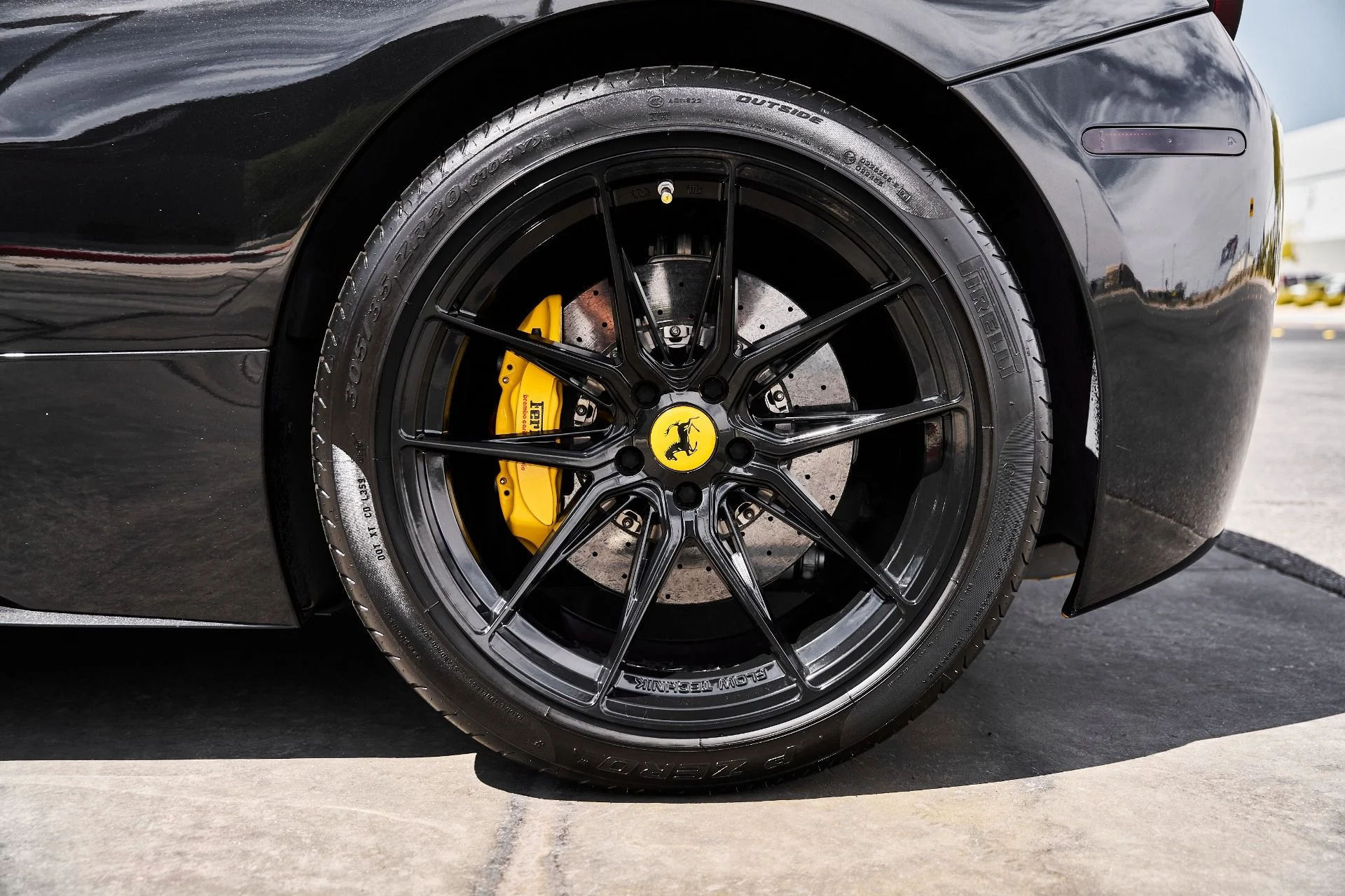 mph022_3156218477_Used_2013_Ferrari_458_Spider_Base_1778089056_aa83ca5ab1