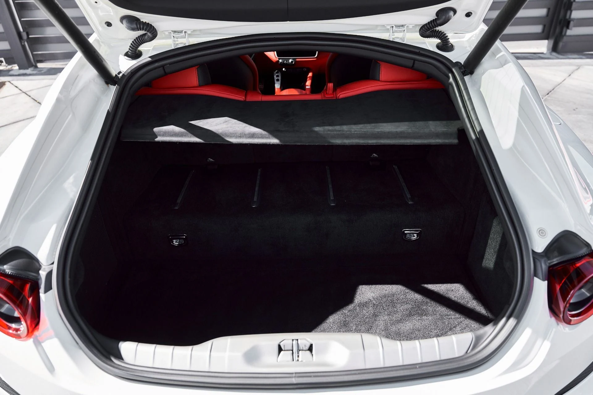 mph022_3157937725_Used_2019_Ferrari_GTC_4_Lusso_V12_1771467686_04514a533d