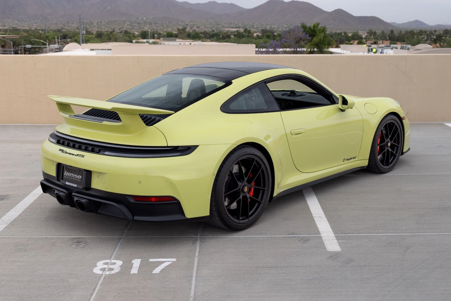 mph022_3160005163_Used_2026_Porsche_911_Carrera_GTS_1775588460_54546b6714