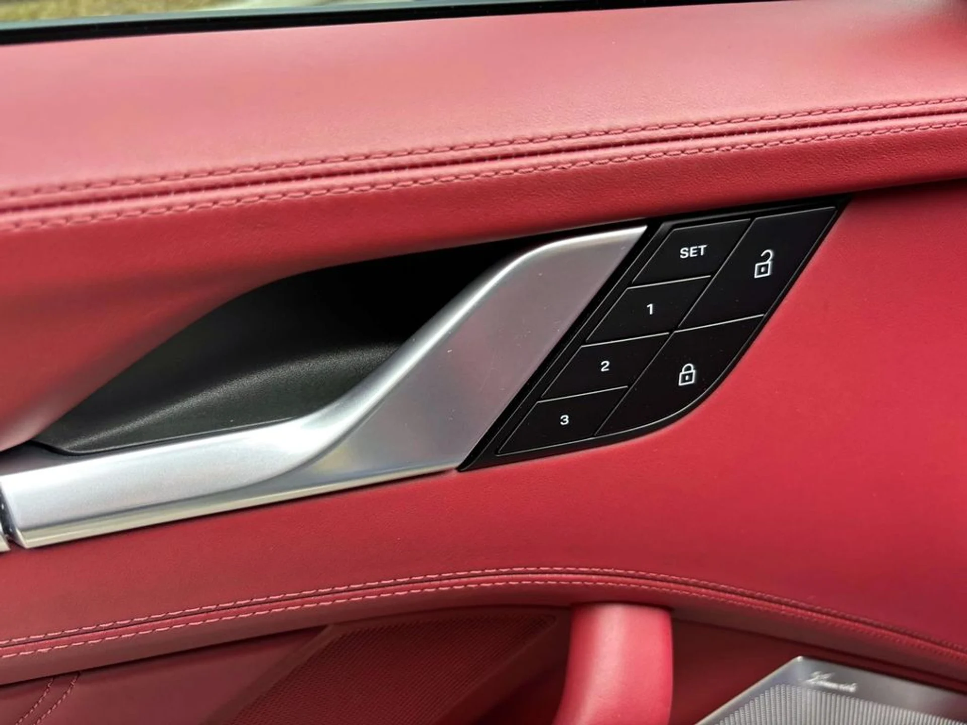 mph022_3161297514_92cf55f36205bb123057533e650d3840x_63a6bf5c7a