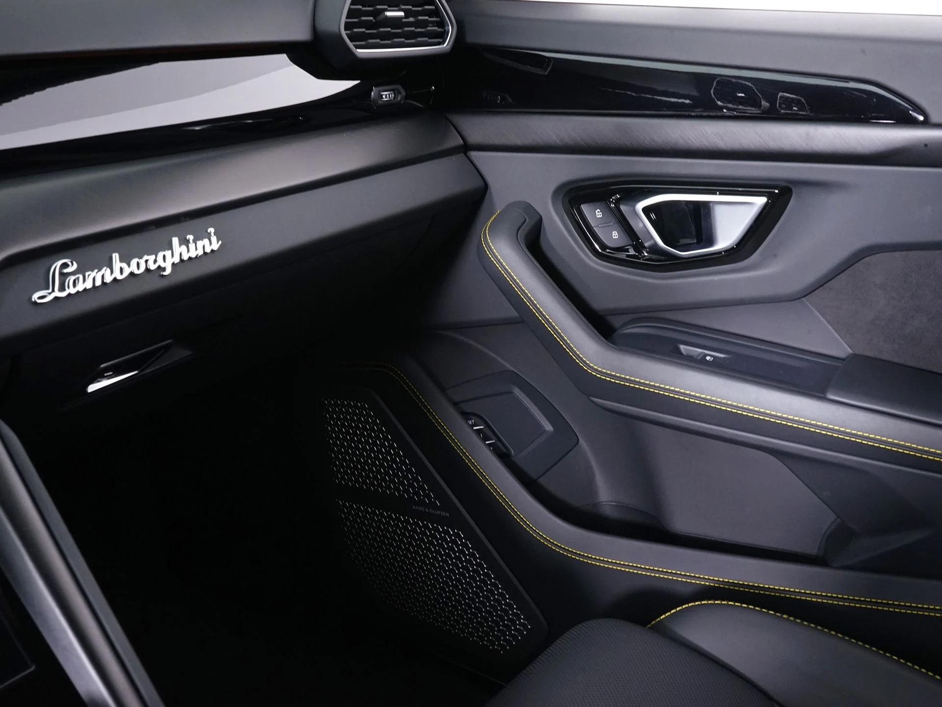 mph022_3168995898_ce4c1fed3cf4e757ef07c130a4da9d4dx_408b4b710d