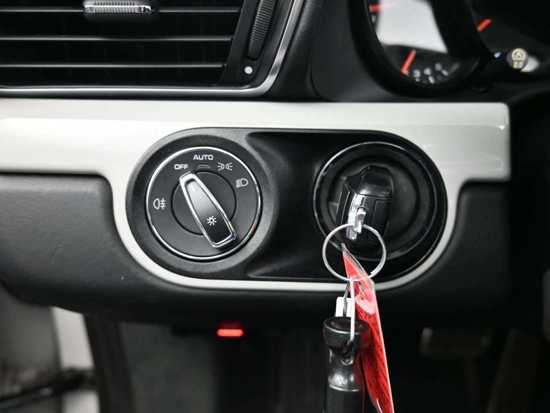 mph022_3169282012_69c5ea46b013c855042400c351943be2_289adcfd08