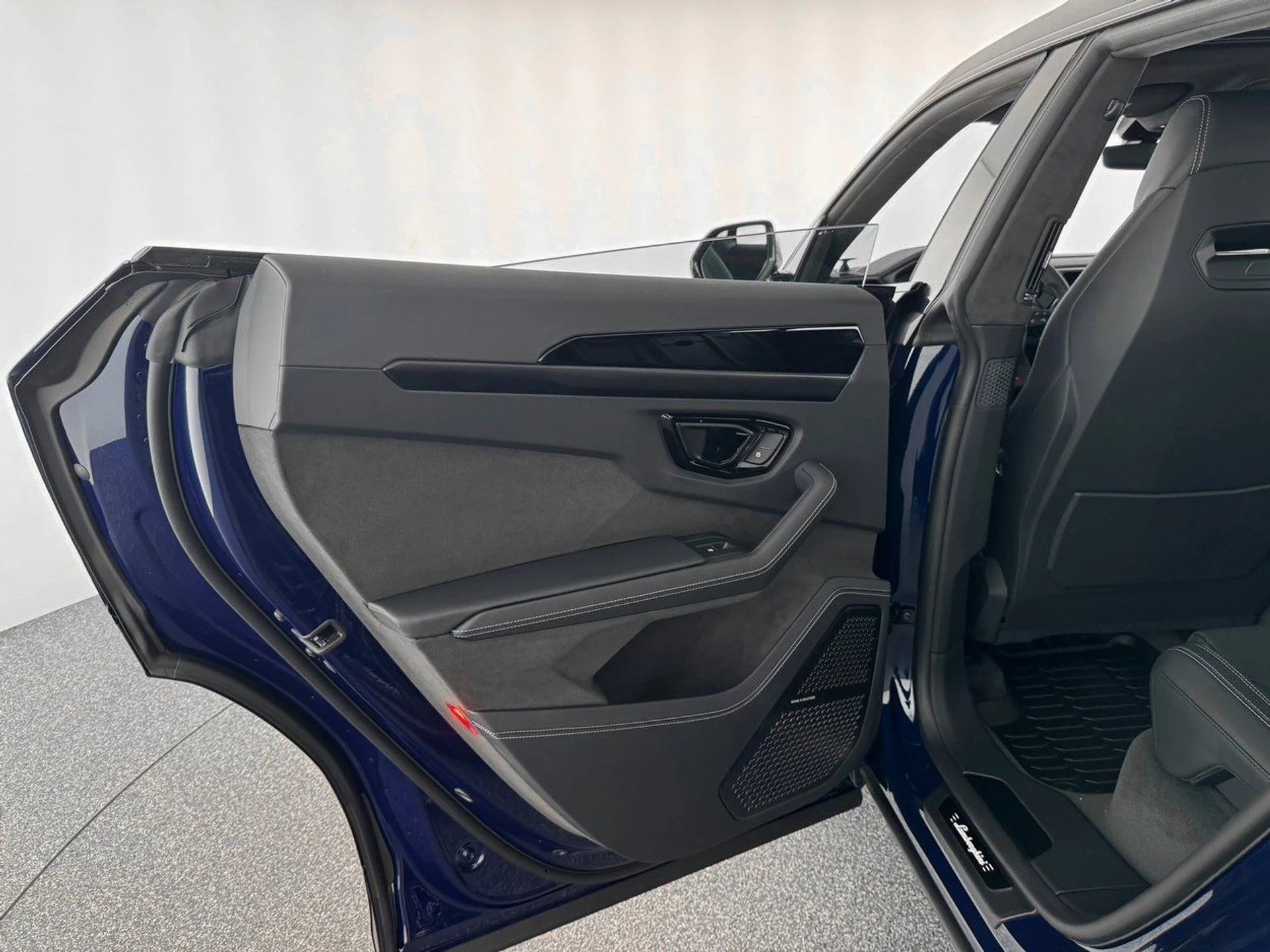 mph022_3173709175_d3c4dd8afdce7097b14ef8be2d3454aax_c723d2f3c0