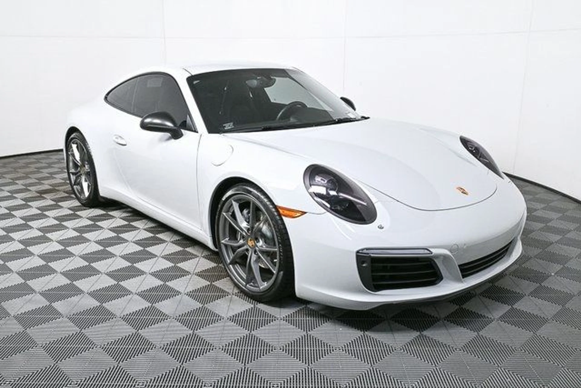 mph022_3186650790_097f4393fe18d73c95f654bf0c5c5444_c7fbd266db