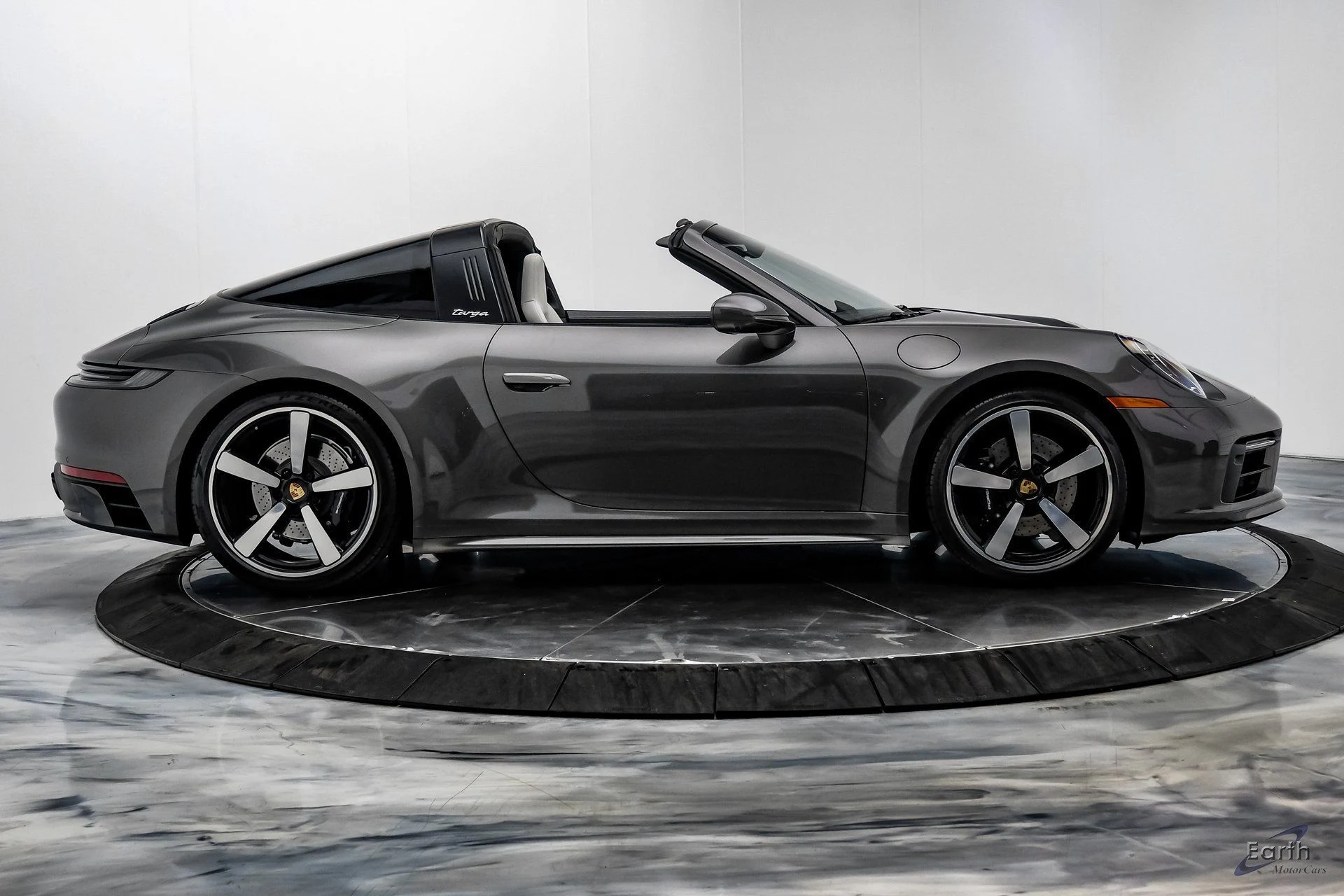 mph022_3187755188_d0ff220a56ec7db1e83dd1a625ca56f9x_35f4e549c2