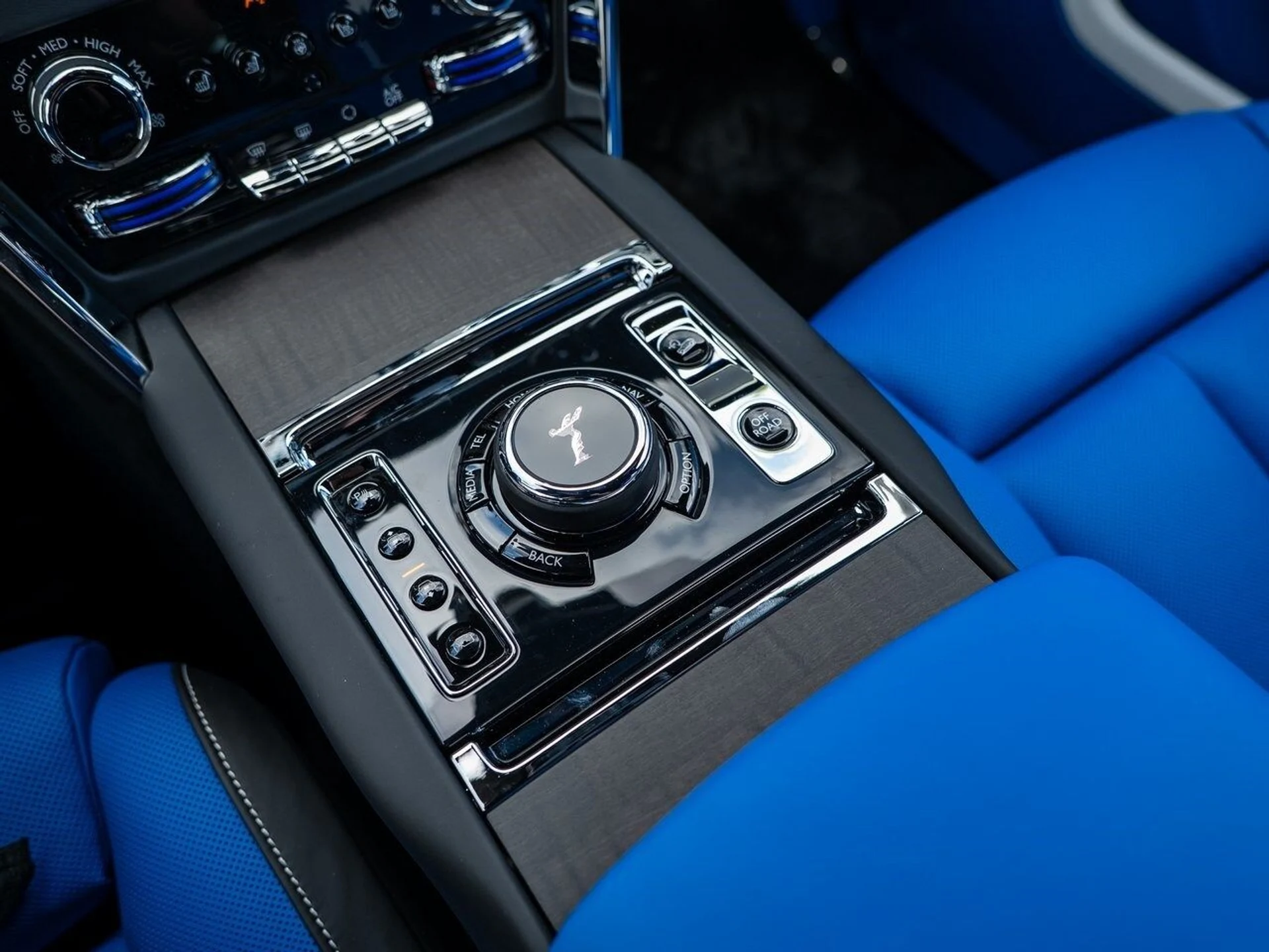 mph022_3191401274_48eef3a6bf99c6d01b8519d5472c38ecx_bef9109aa5