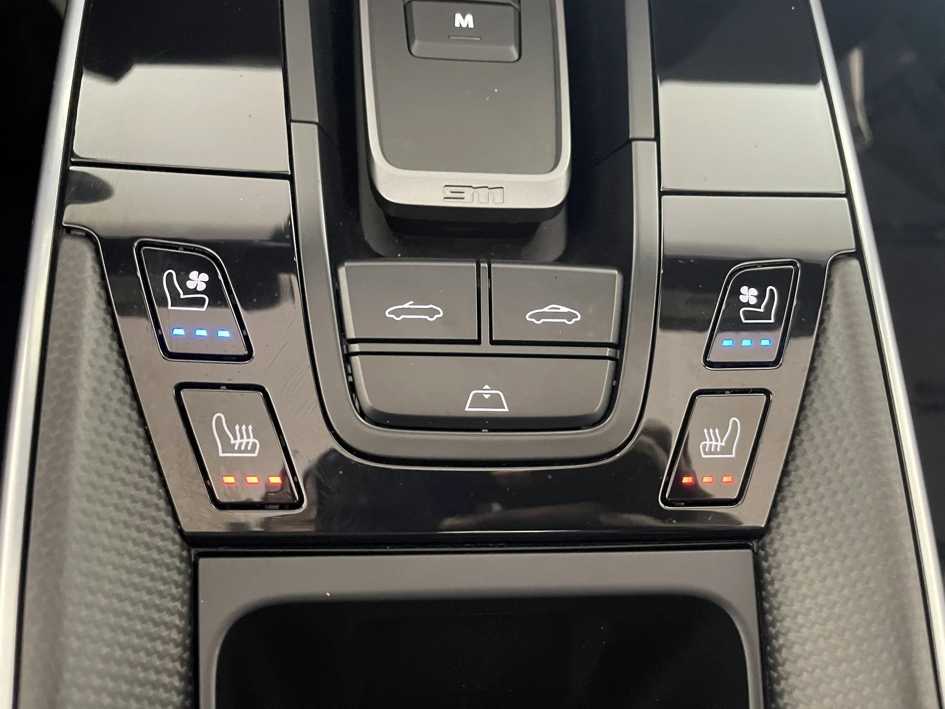 mph022_31931940_873fcfe6d64852f712bd7848f49c585cx_85fe2f03a6