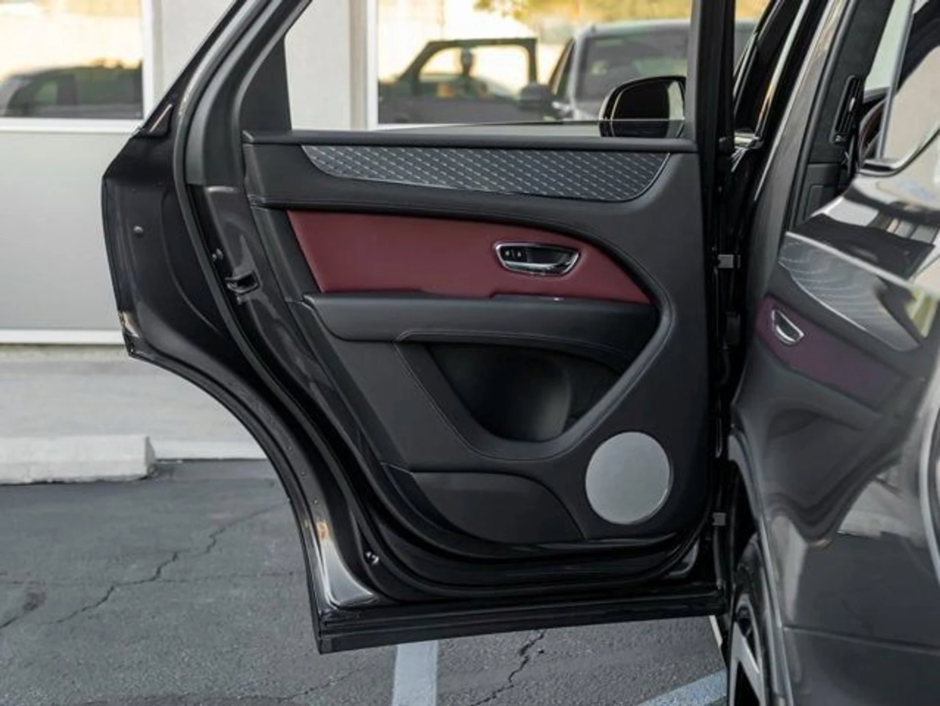 mph022_3196265510_23_e967e40986