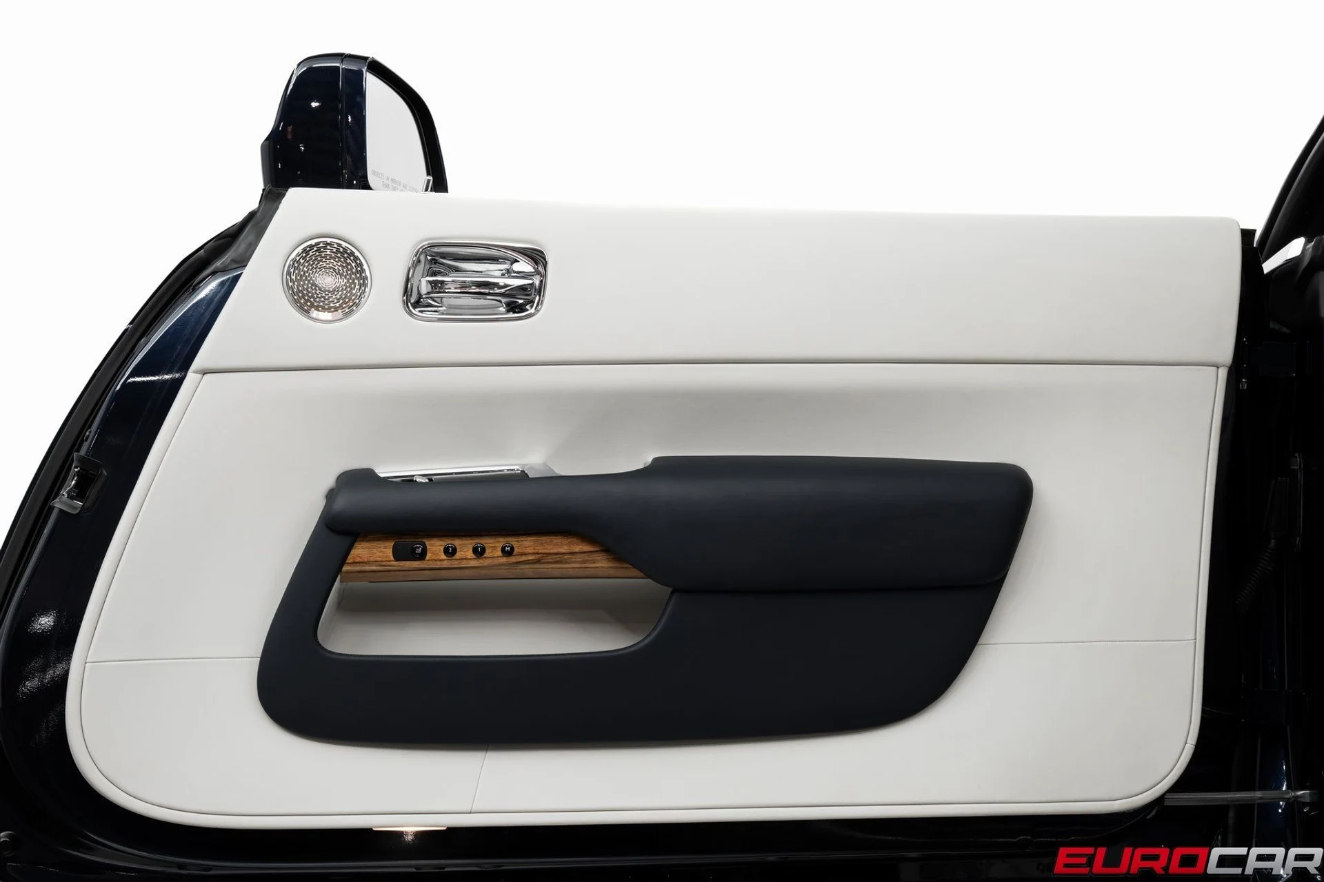 mph022_3199116009_image_23_81da694ff0