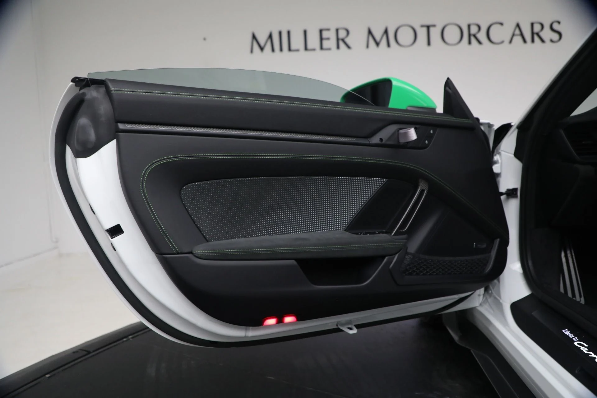 mph022_3199421686_Used_2023_Porsche_911_GT_3_RS_1772056175_585e14ca0f