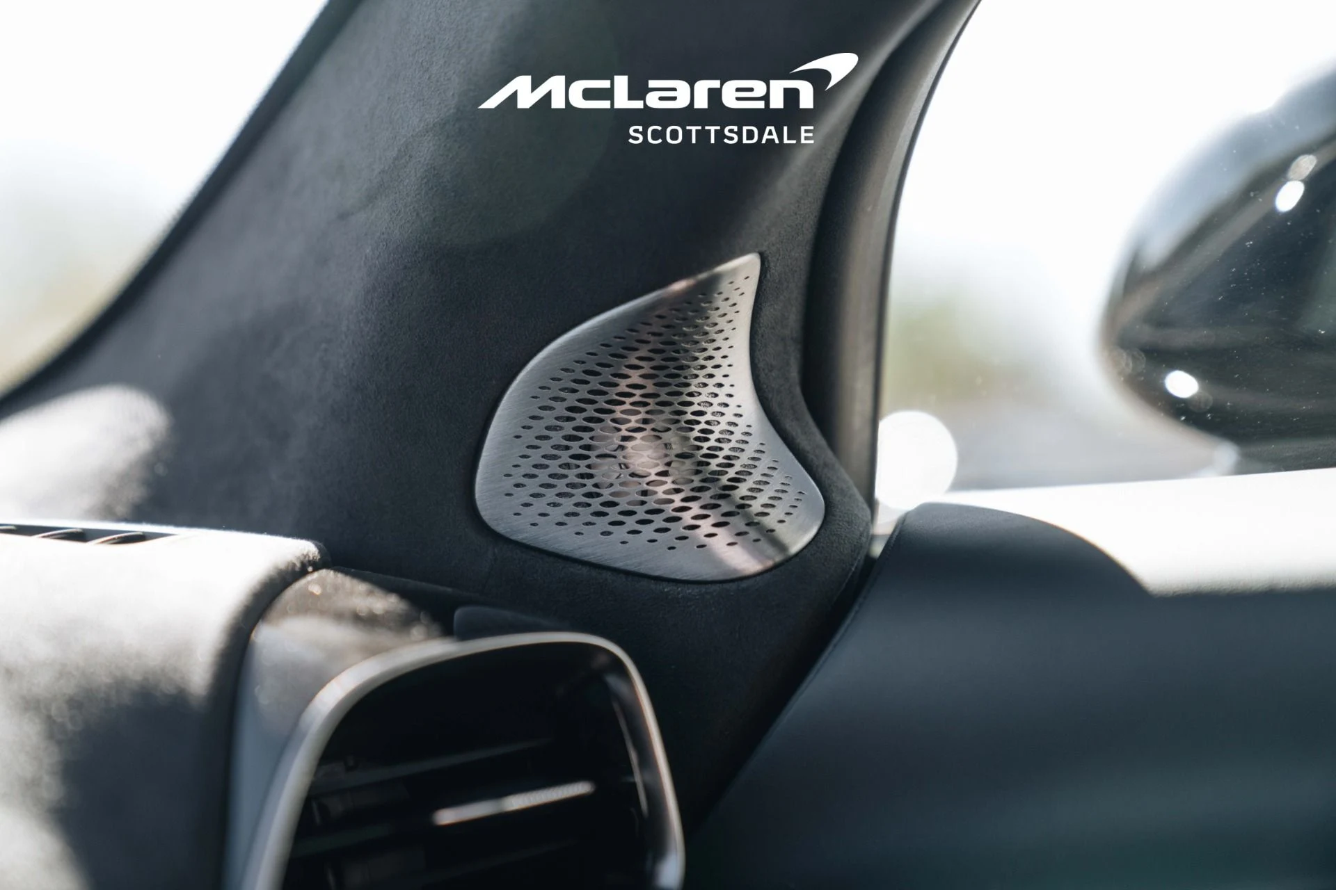 mph022_3204266581_Used_2025_MCLAREN_ARTURA_Performance_1731367172_3a271504d9