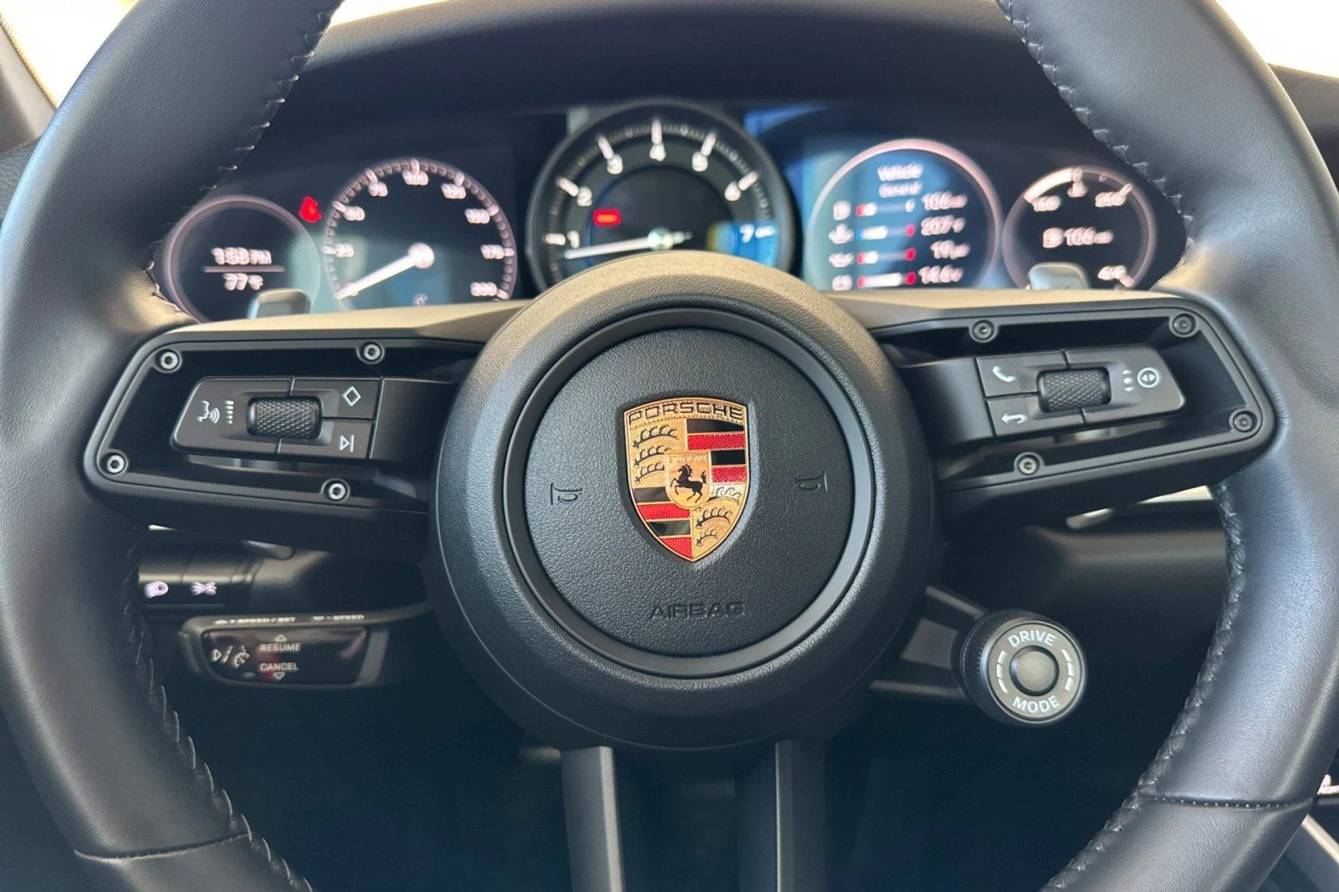 mph022_3206079592_552137fa65711e3a7c20f52500ea4fd7_47a80b47e1