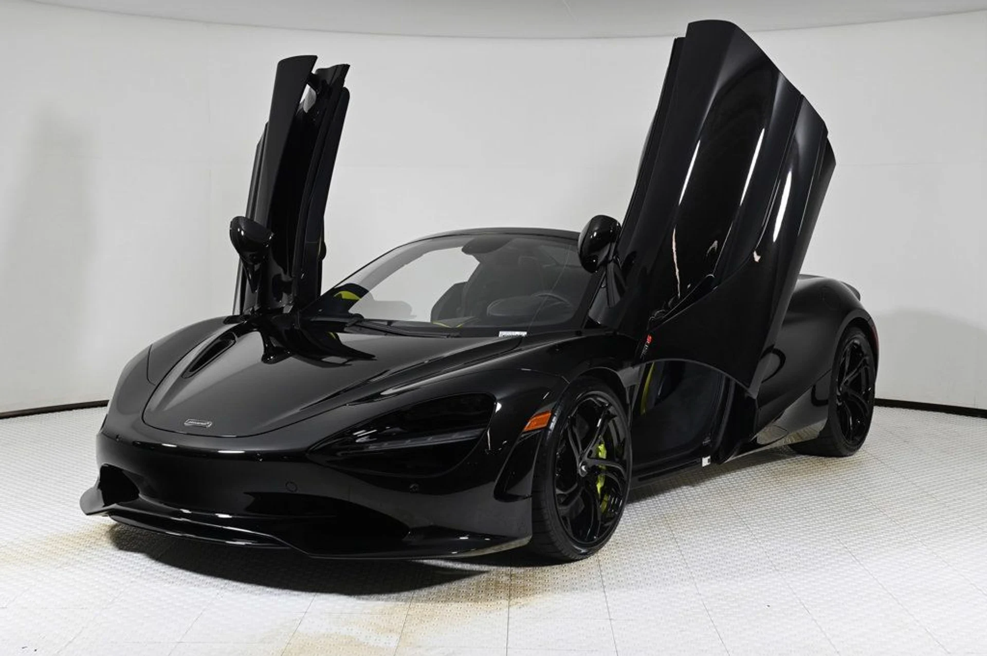 mph022_321109050_used_2025_mclaren_750s_spider_11350_22950196_22_1024_1d4cdb52d5