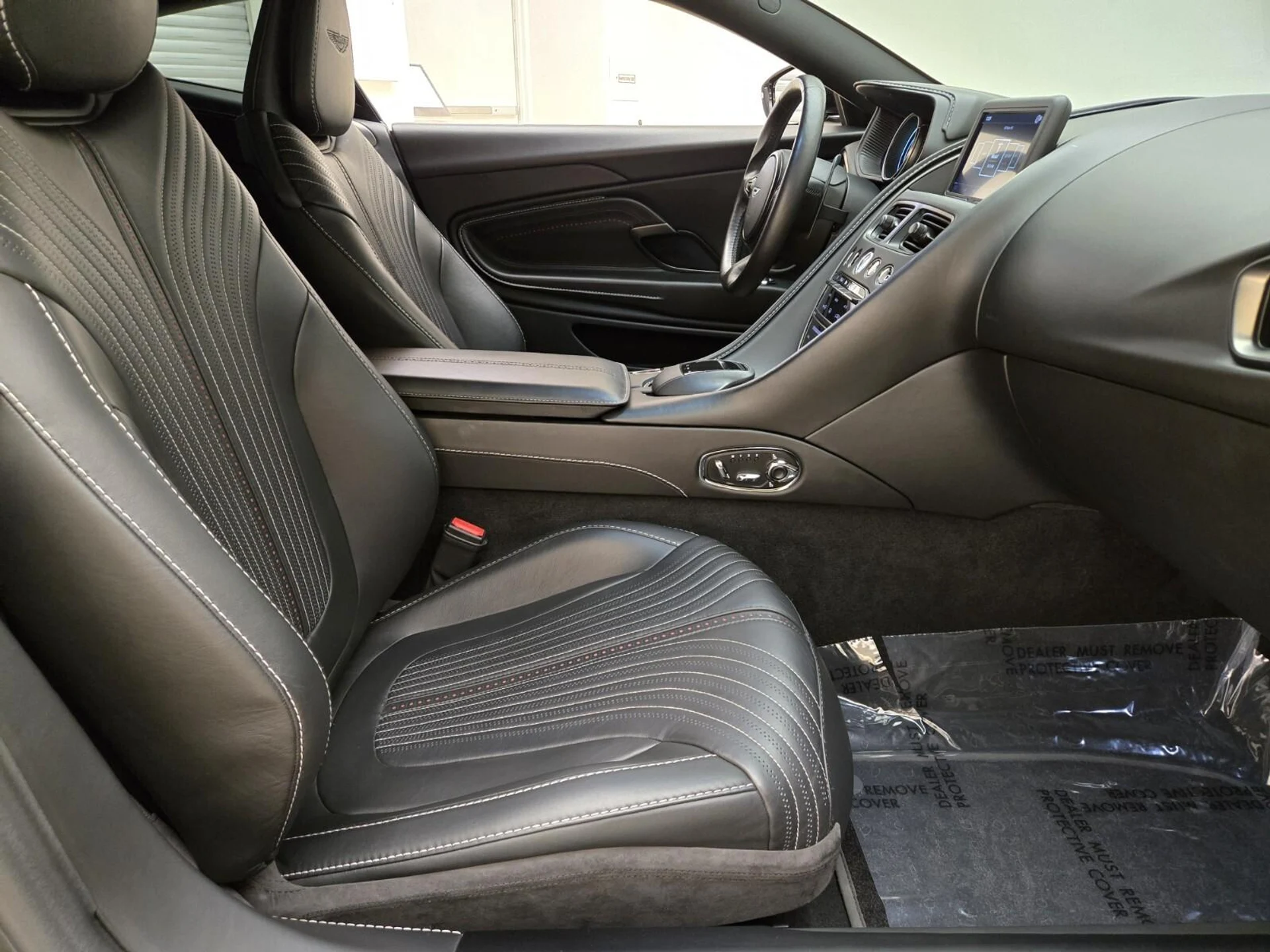 mph022_3216463062_Used_2020_Aston_Martin_DB_11_1727783495_7b357aa8e9