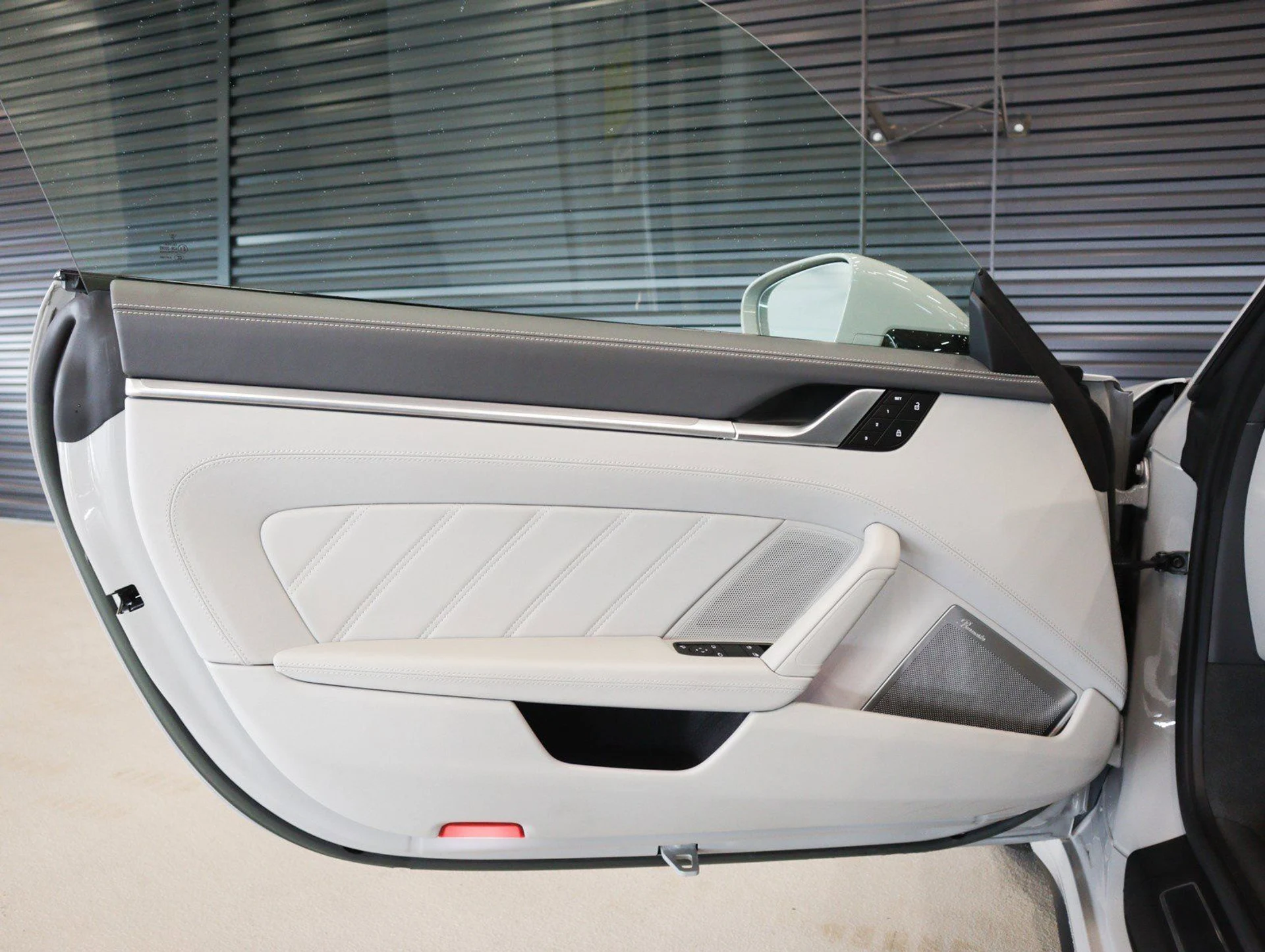 mph022_32226130_ca4a01fa5d4110e689dcabb03b062e5d_11aac4b44d