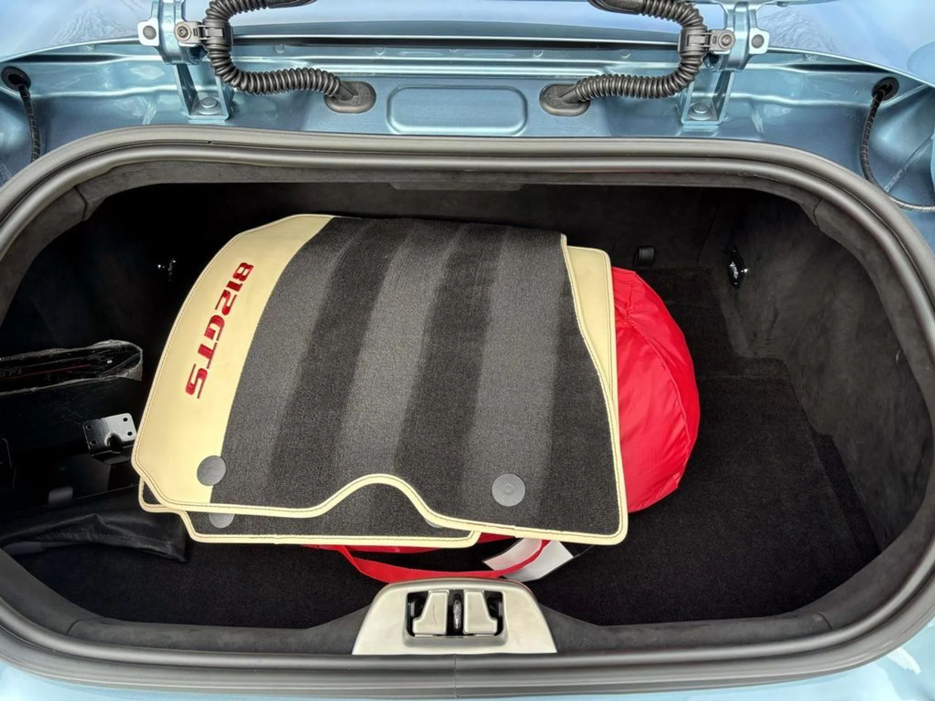 mph022_3226382074_92c7db88031992eaeb9b66df66733f61x_f046292e34