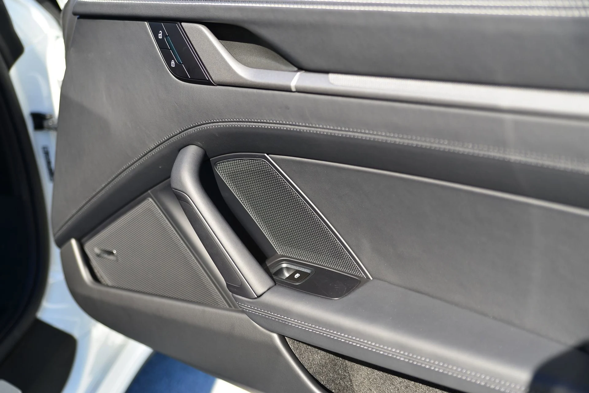 mph022_323329401_173c8471fdb460e319832bd01bd3e8c3x_55454d3643