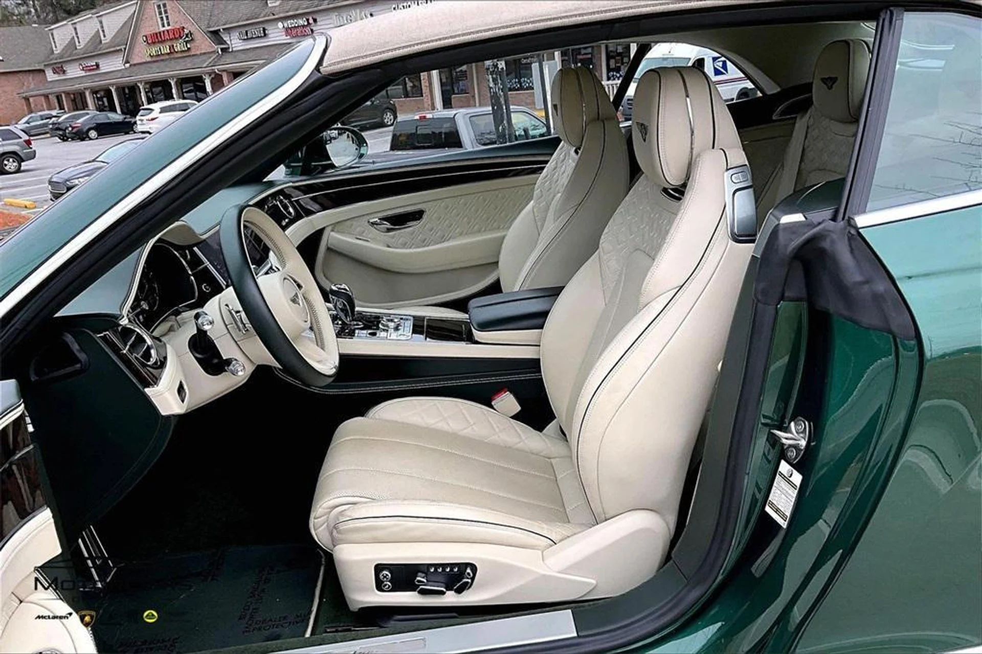 mph022_3235648482_Lrgsykwzi_CI_Ue1q_GQH_Um7_V_RDFA_836d5ae4c5