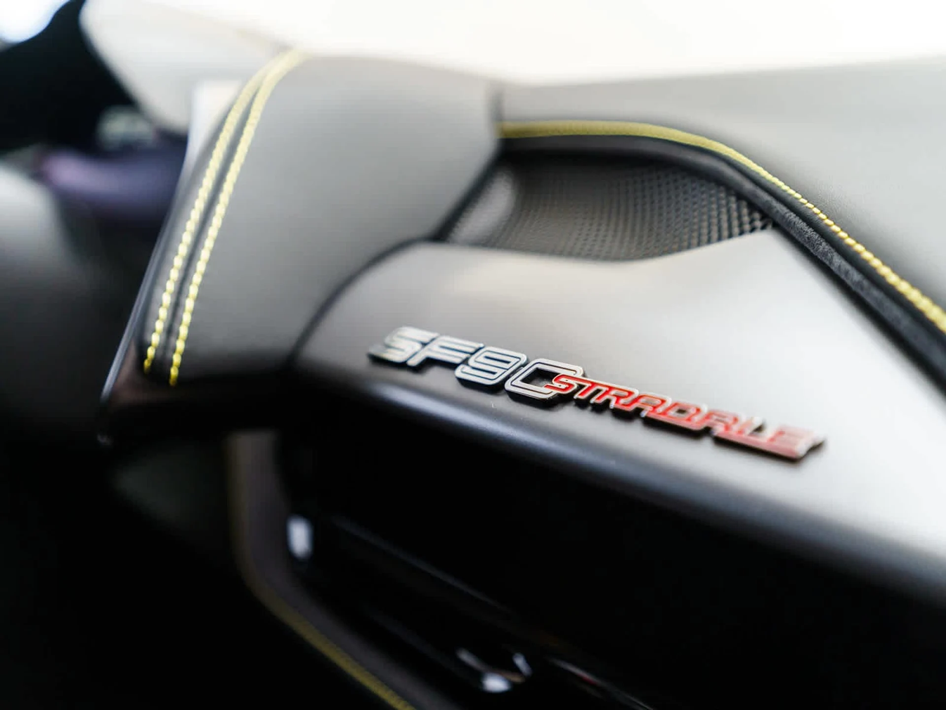 mph022_323705366_bdf199c9c99c07b84cf3629f652fe452x_9c27430eee