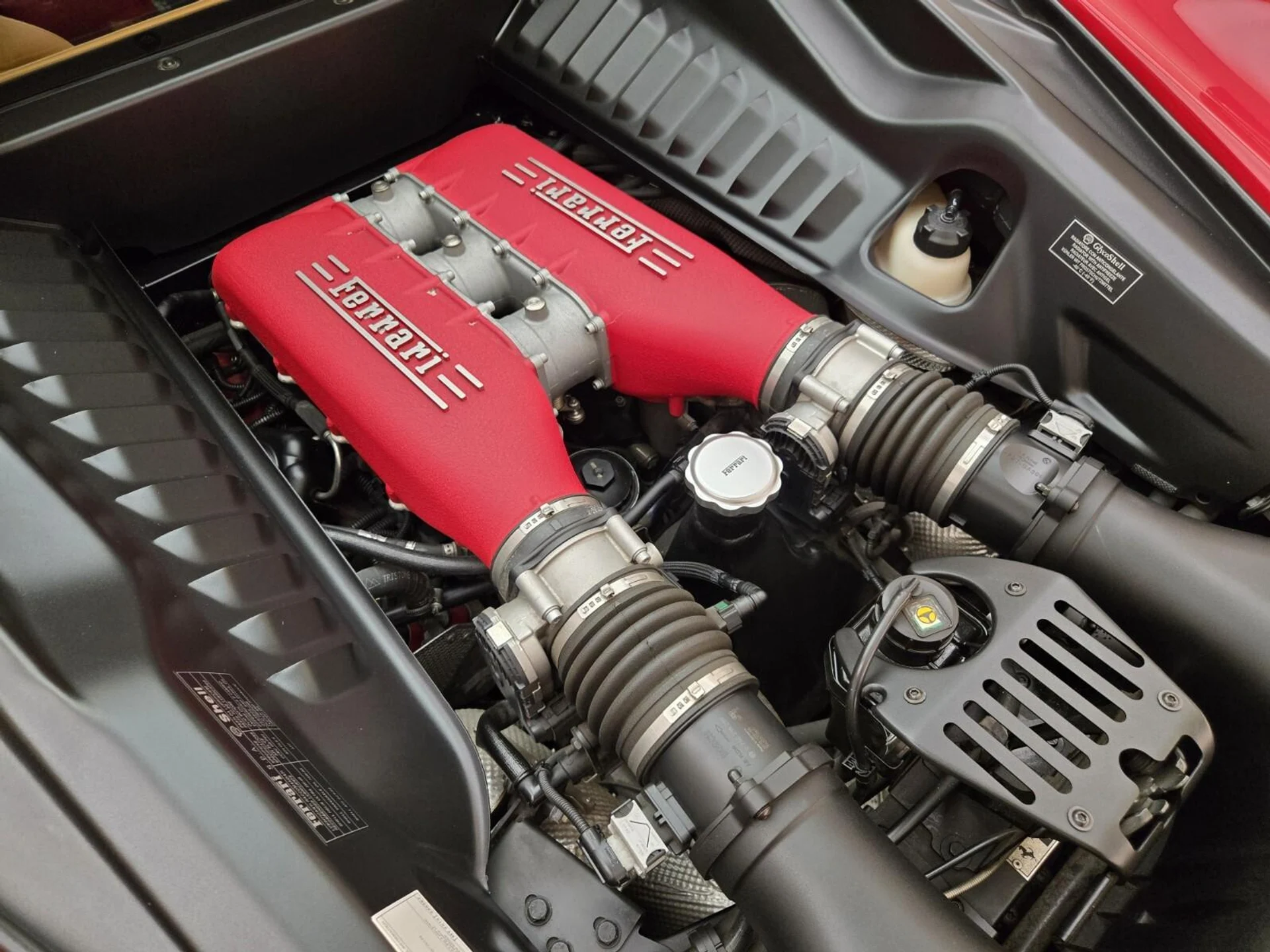 mph022_3243771215_Used_2013_Ferrari_458_Italia_1761376402_1721a8d59e