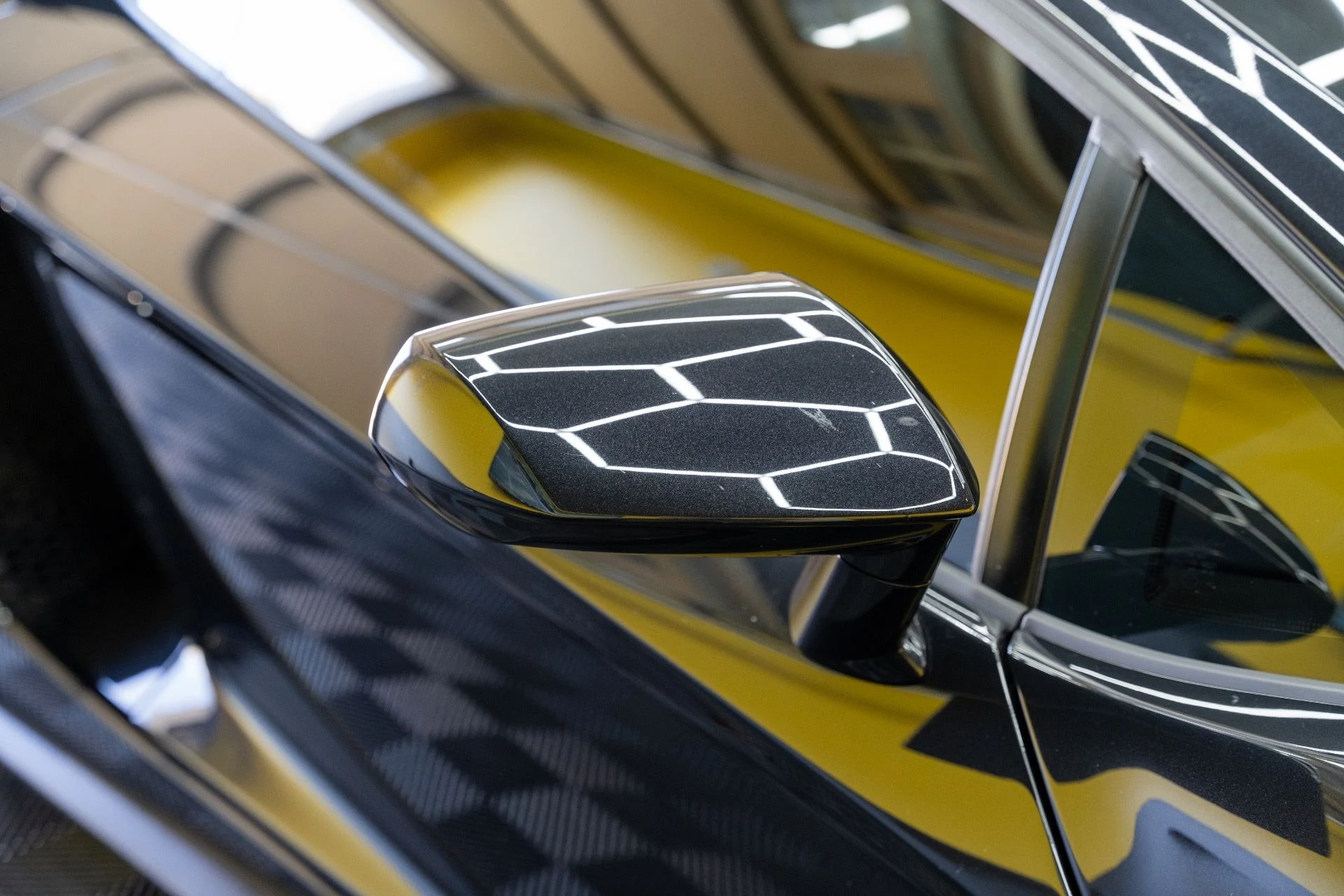 mph022_3247098169_Used_2018_Lamborghini_Aventador_LP_740_4_S_1792436167_7715436ef8