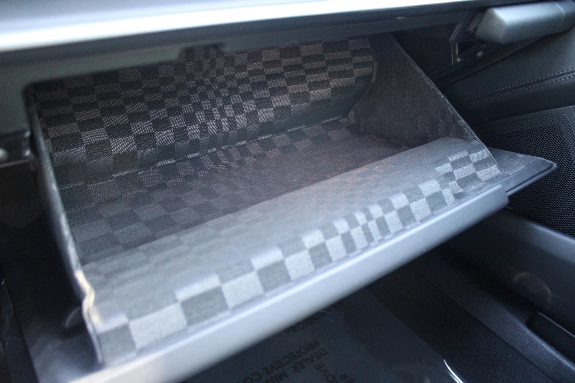 mph022_3249713005_6748d9ce4fa2fbc11989ba4227bab470x_94c728673a