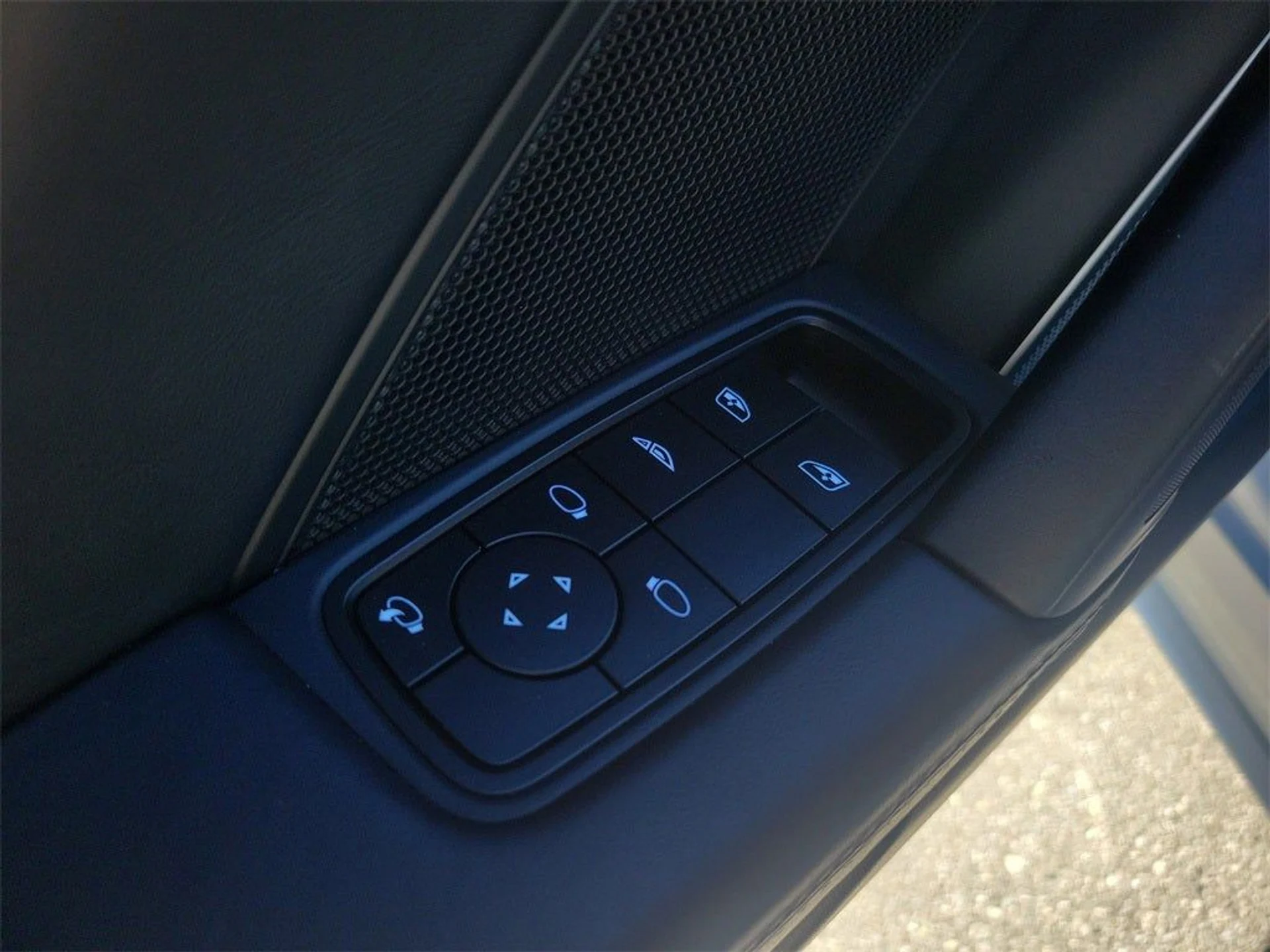 mph022_3254883679_23_742d583111