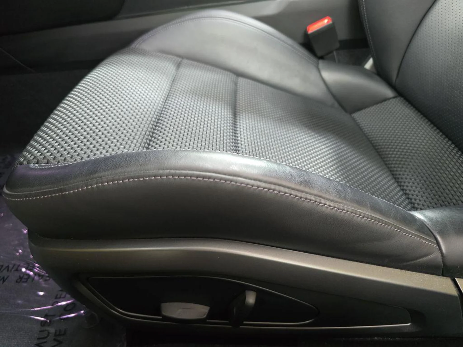 mph022_3258235475_j_CX_e_B6y_Yknf_Qz_Un_U_Cag_WA_Tu2_PU_480aab45a2