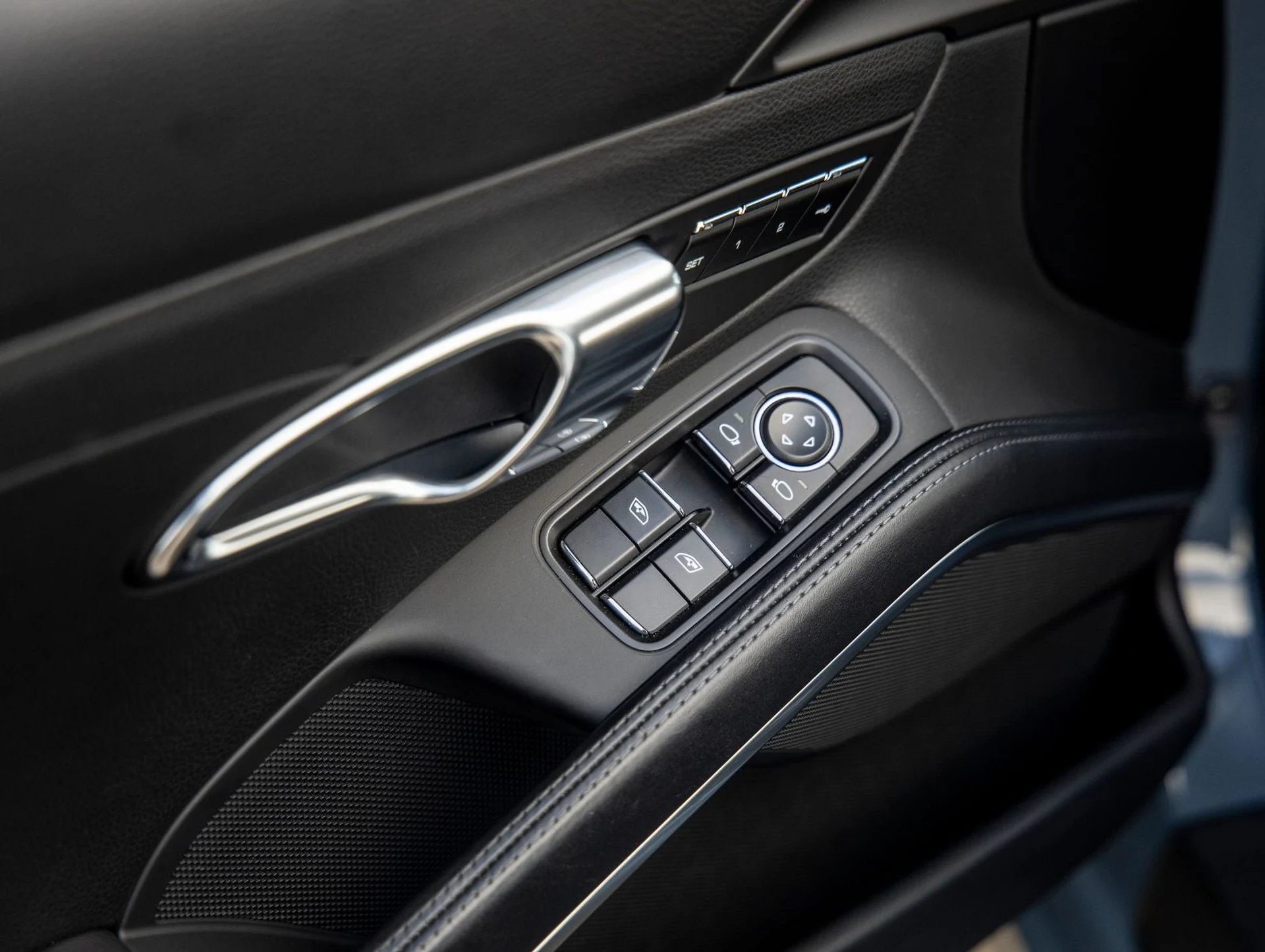 mph022_3267580638_23_78c9008f26