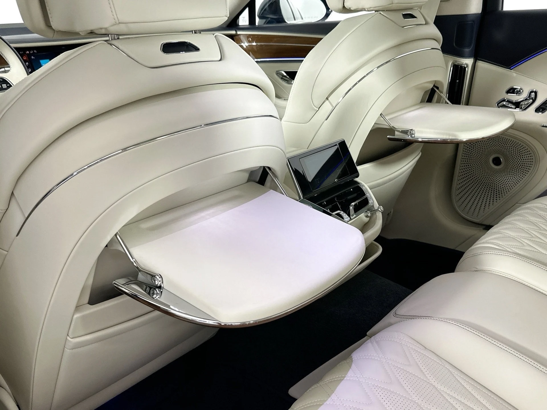 mph022_3272780285_23_30b8de2b82