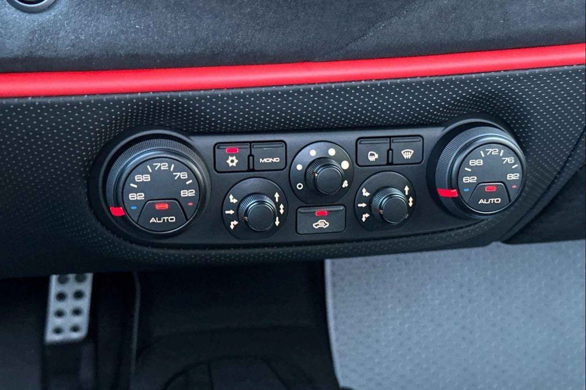 mph022_3273002713_r_CF_Tqo_Y63_M_Cq_Qbow_Y_Mx_E_Bz_CGM_80_9ca8ba4f23