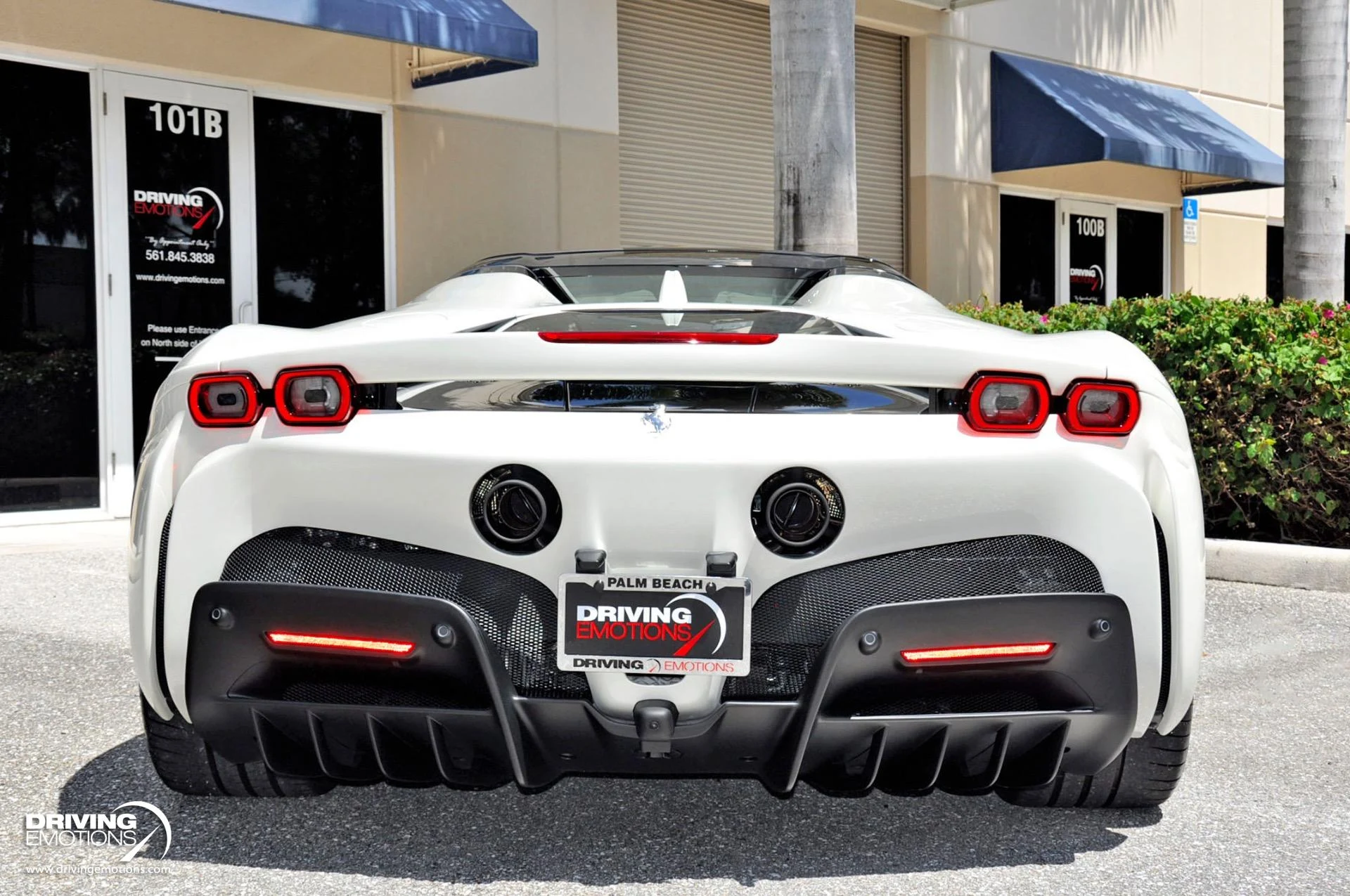 mph022_3279083185_859_p23_l_0afcbccfae