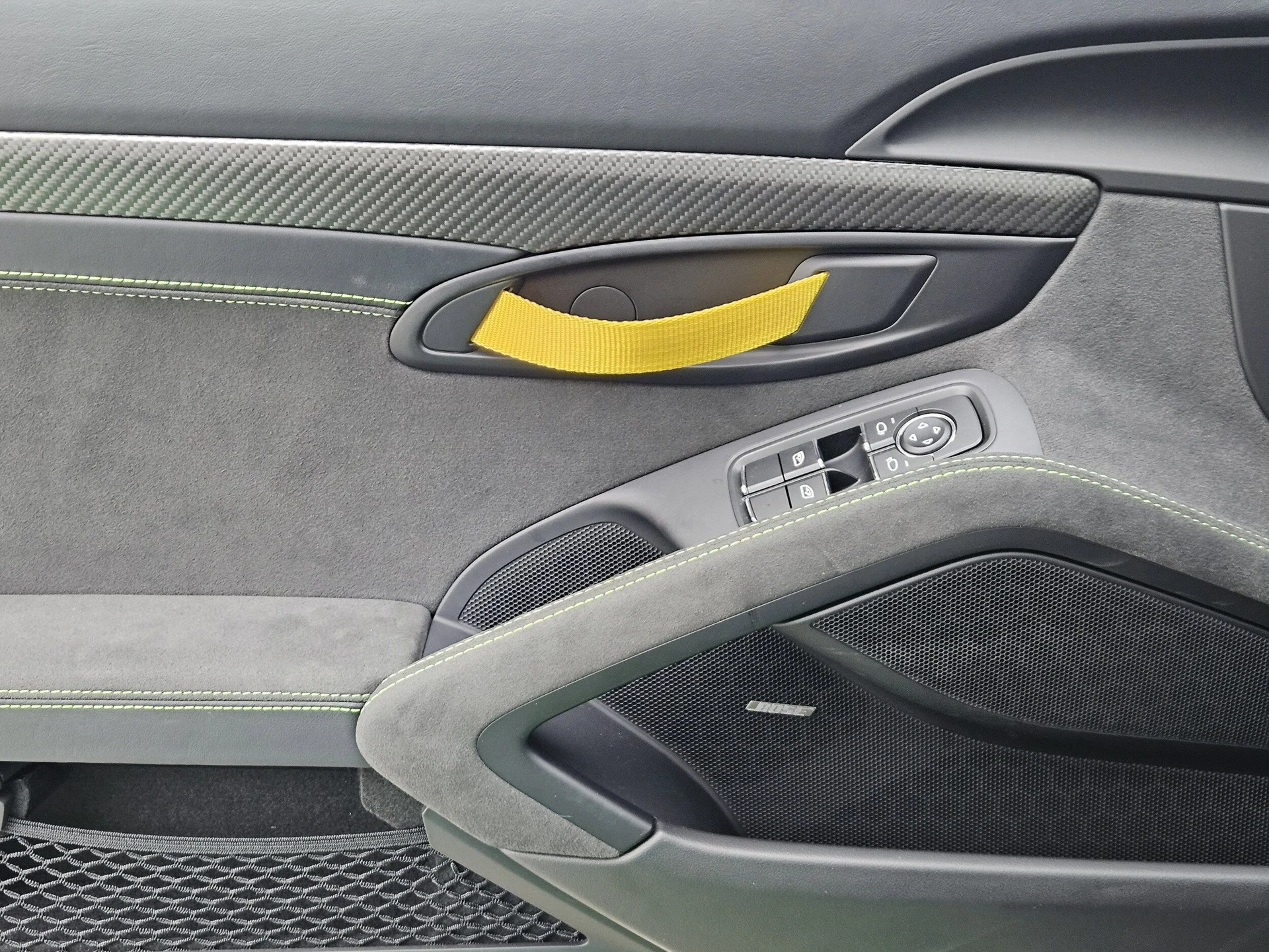 mph022_3279525710_ba6f9e6a26bf21c03220bc10ede8c909x_a663b6f38c