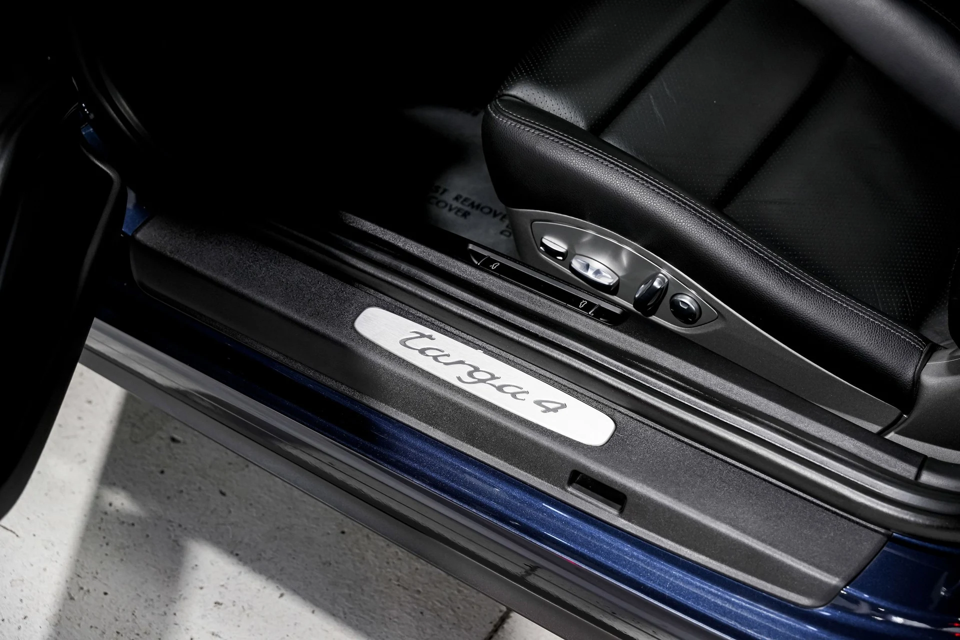 mph022_3282441512_871d0e8365b0db35c8b0019f8baf6233x_1d41909620