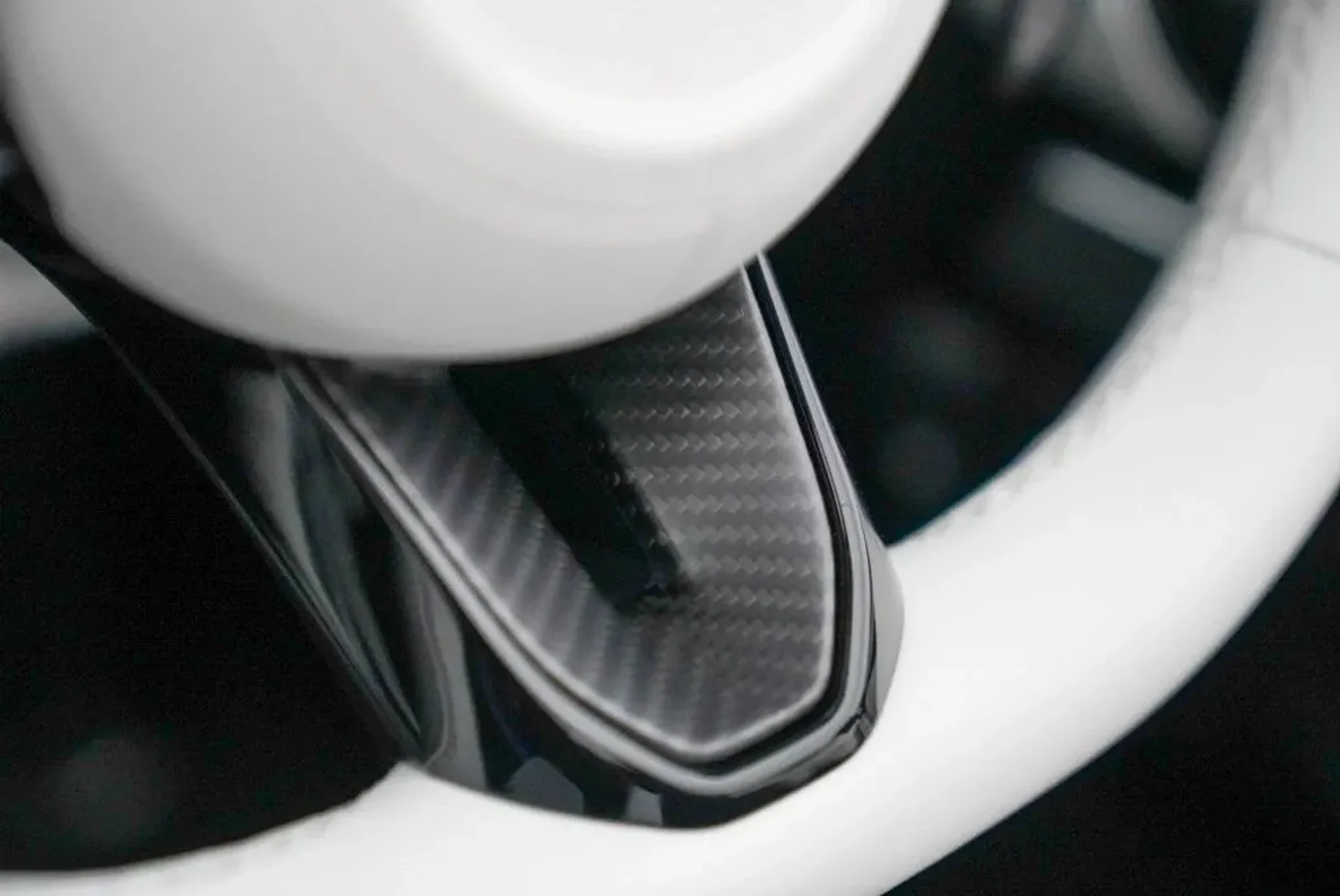 mph022_328369260_6idyqbynovxicw9nam3wh8ebxj7h_762b8040e9