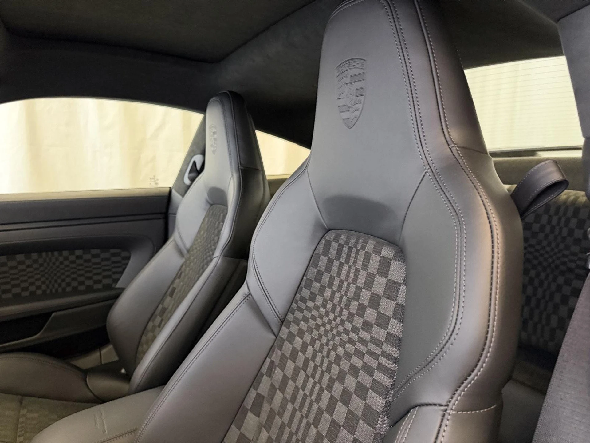 mph022_3283894842_4ca88c90296740d63a5578decab86612x_5e5f06c8b4